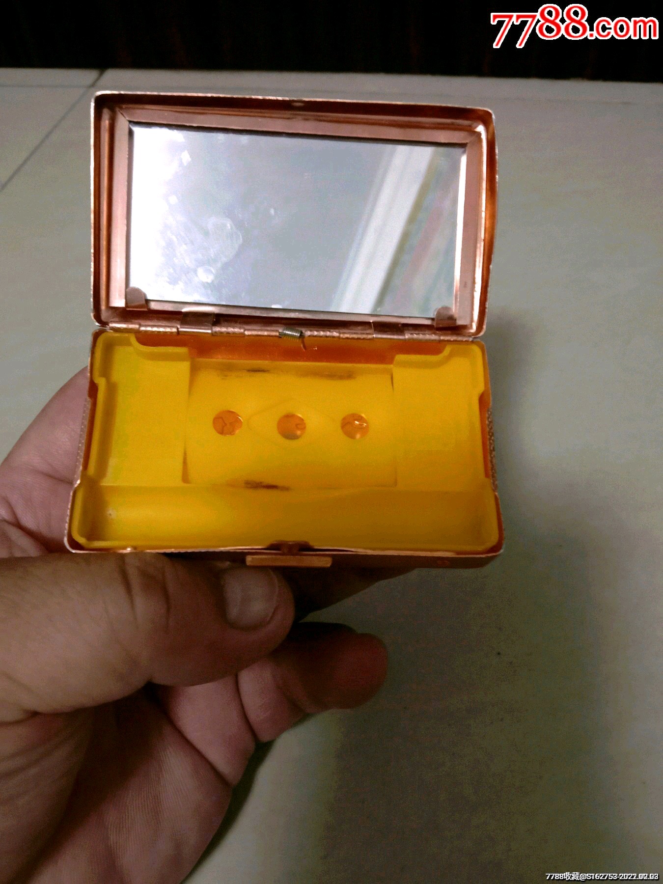 老式剃须刀盒子3个