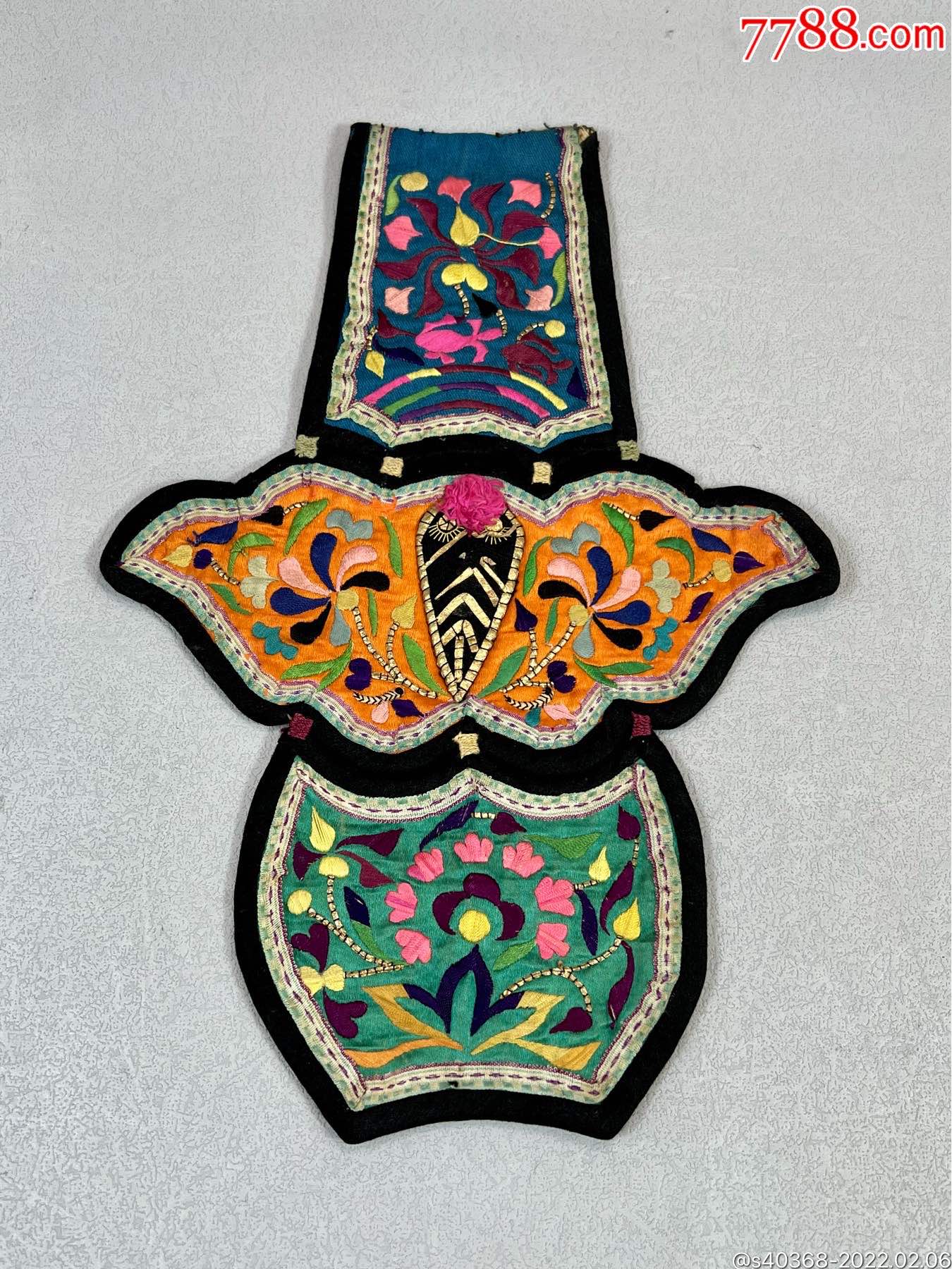 鱼戏莲蝶恋花拼接帽饰绣片