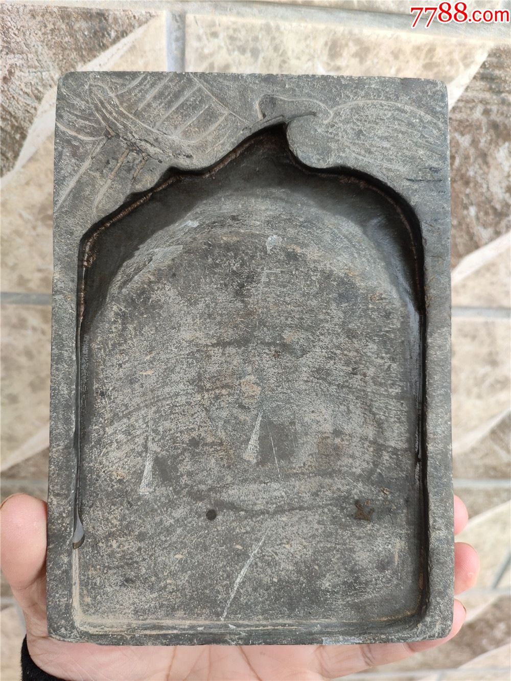 石头砚台,有点芝麻小磕,没有裂纹,尺寸见图_价格800元_第1张_7788商城