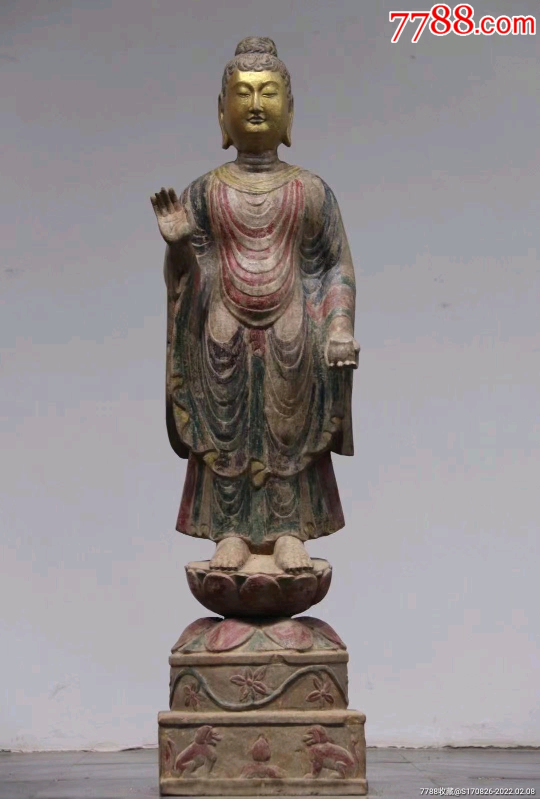 站立莲花座救苦救难简介:石佛像/神像