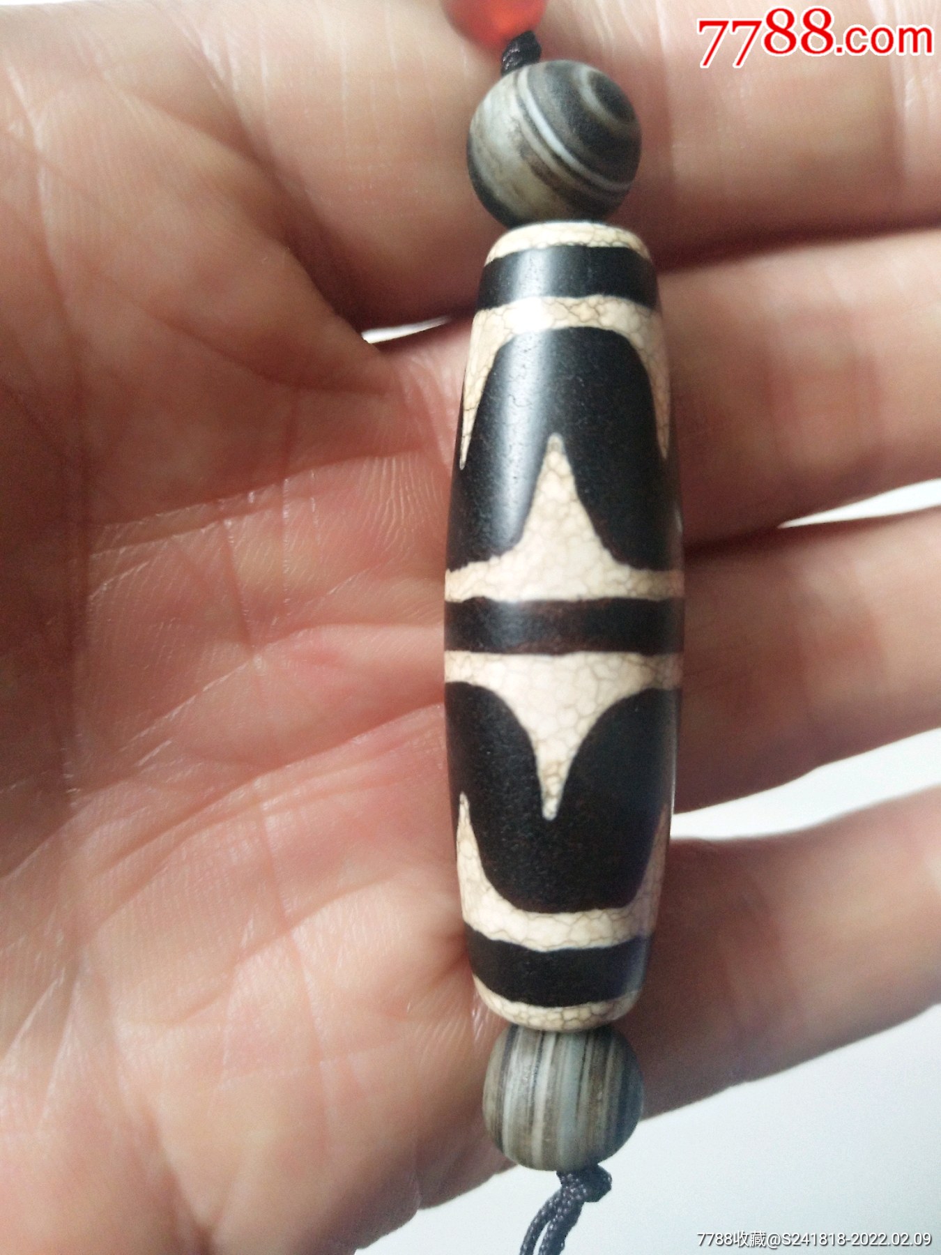 措思天珠虎牙天珠