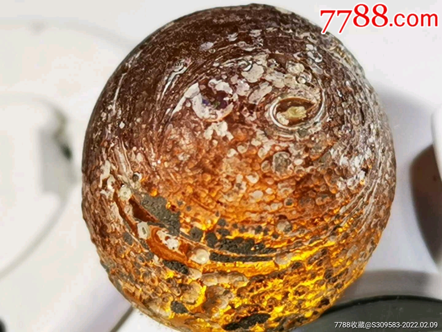 辽金老琉璃供珠