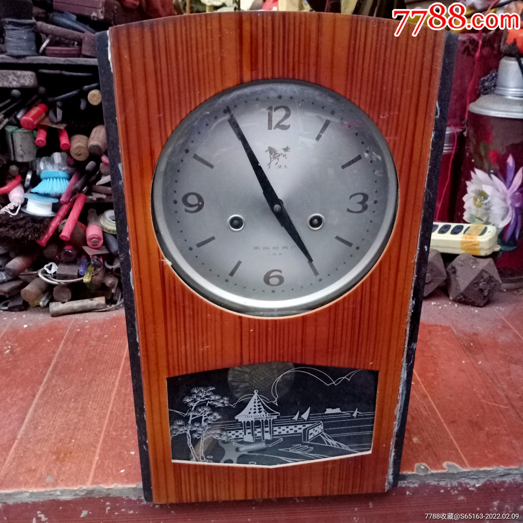 一九七九年青岛钟表厂生产的骏马牌老挂钟一只