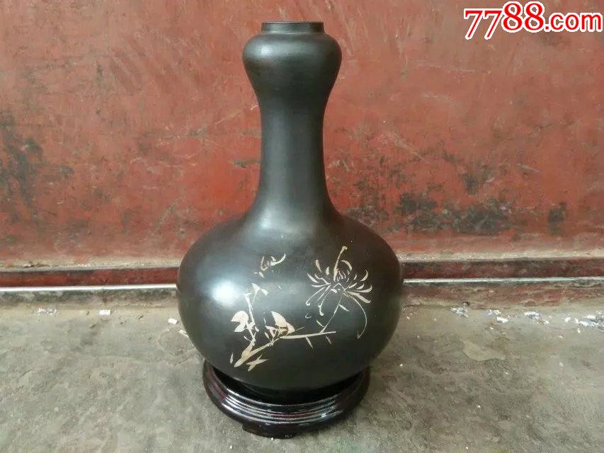 四大名陶之云南建水紫陶向逢春白泥嵌文字花卉紫陶蒜头瓶