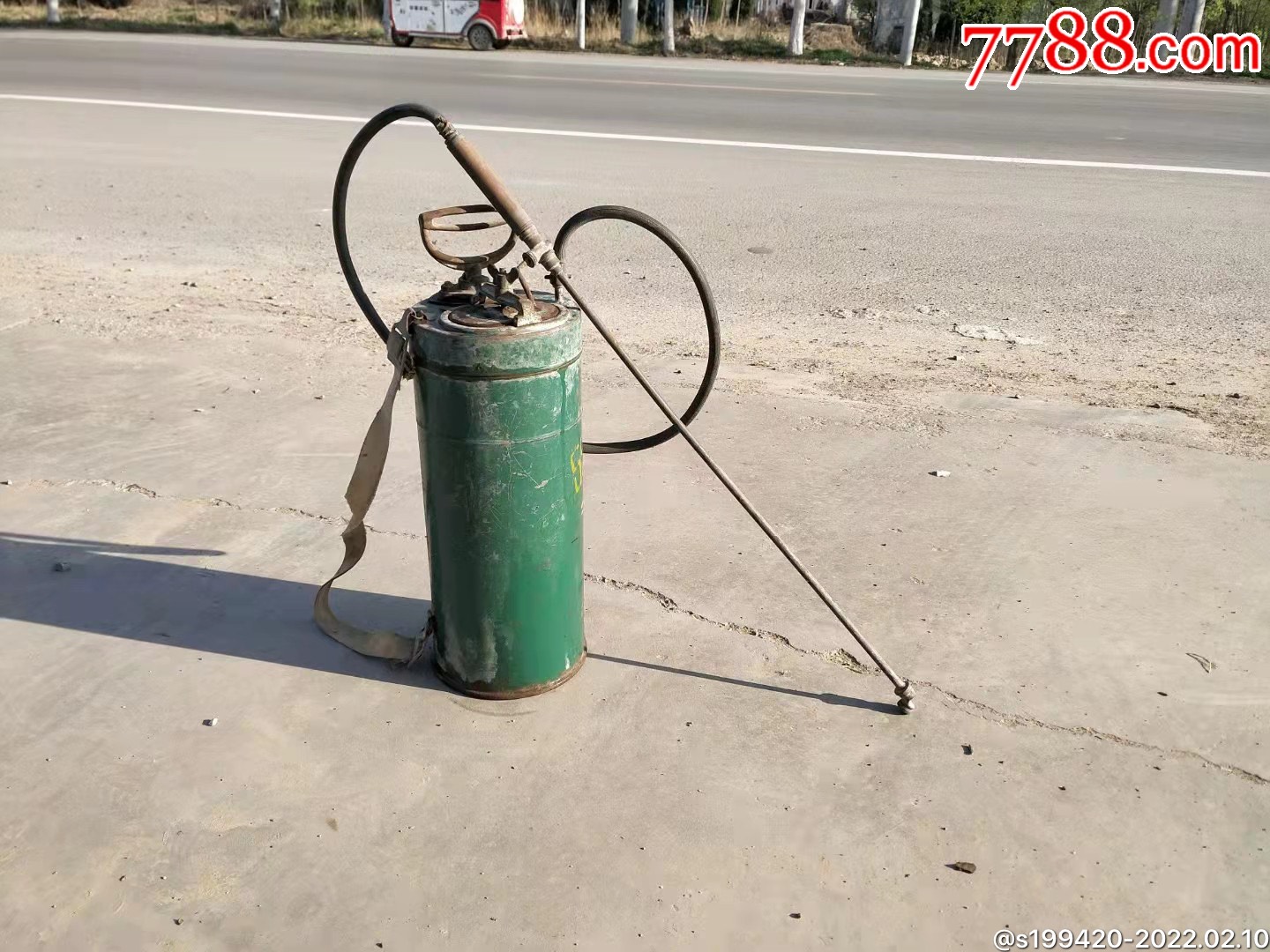 一九八四年生产的老喷雾器保存完好配件齐全展馆装修装饰