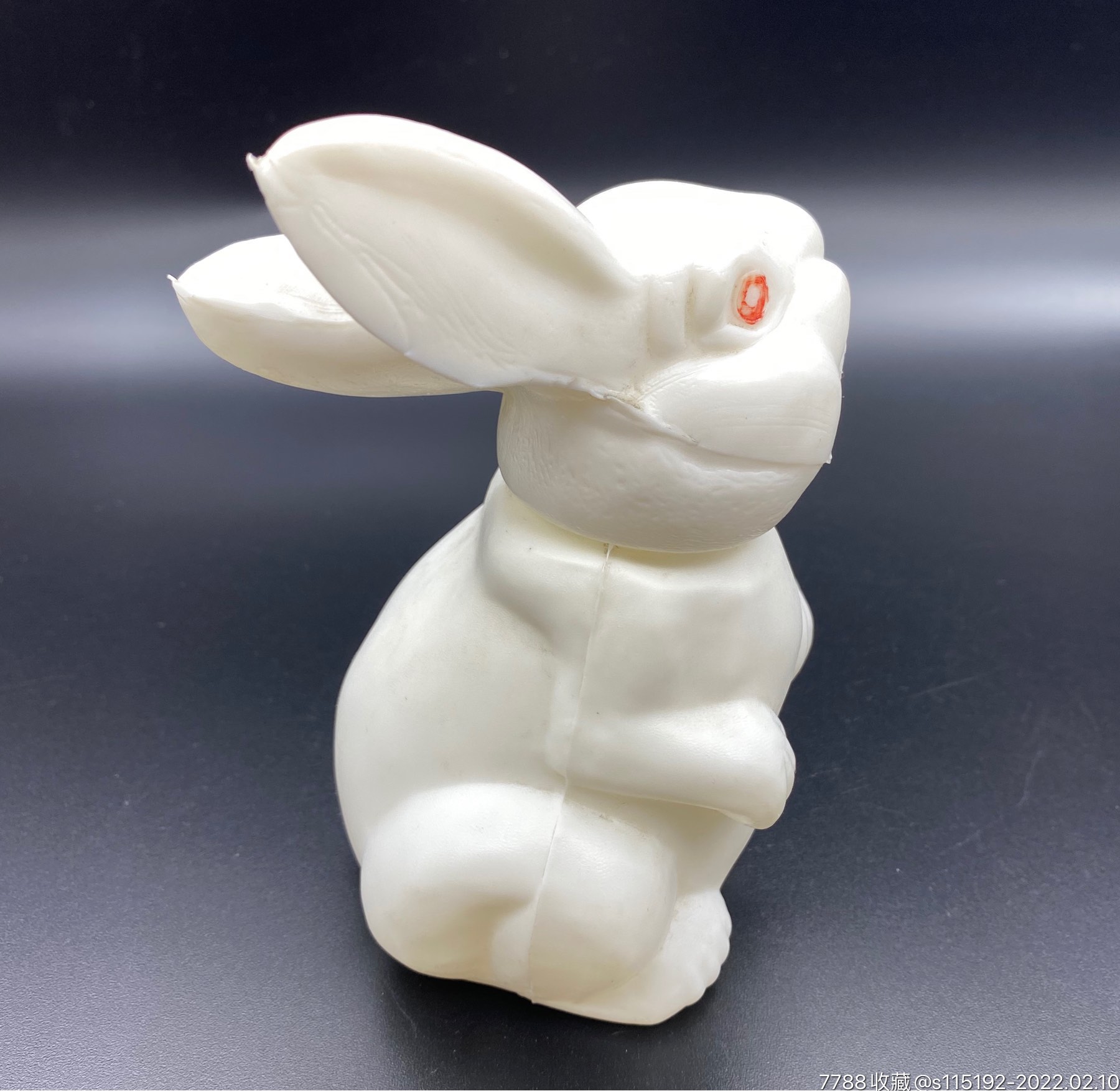 八十年代怀旧朔料兔子