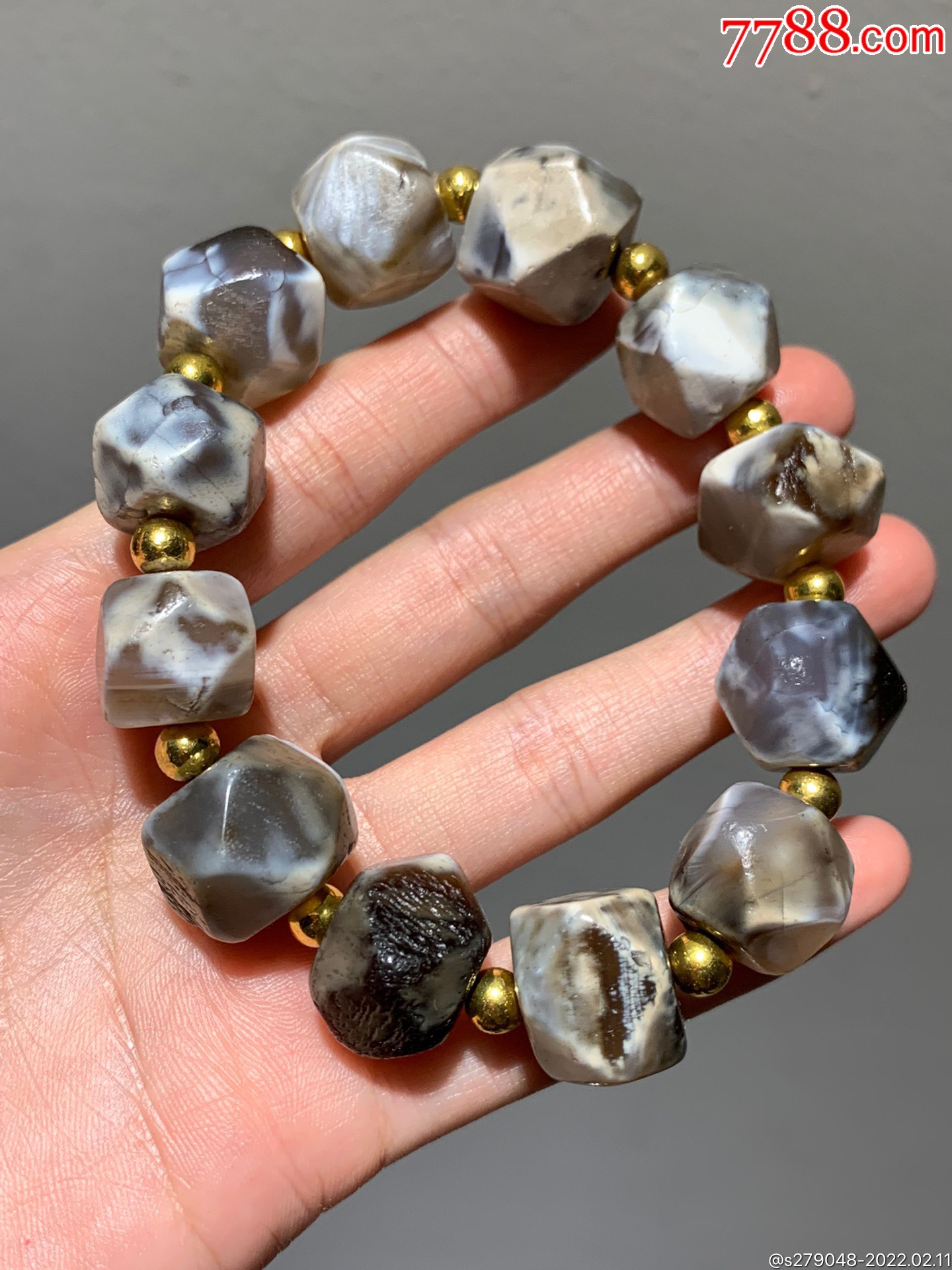 灰皮玛瑙手串