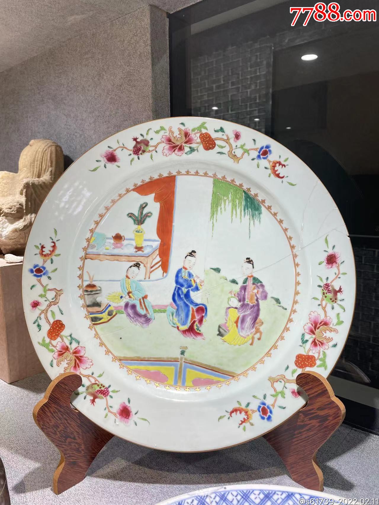 清代雍正五彩人物盘子