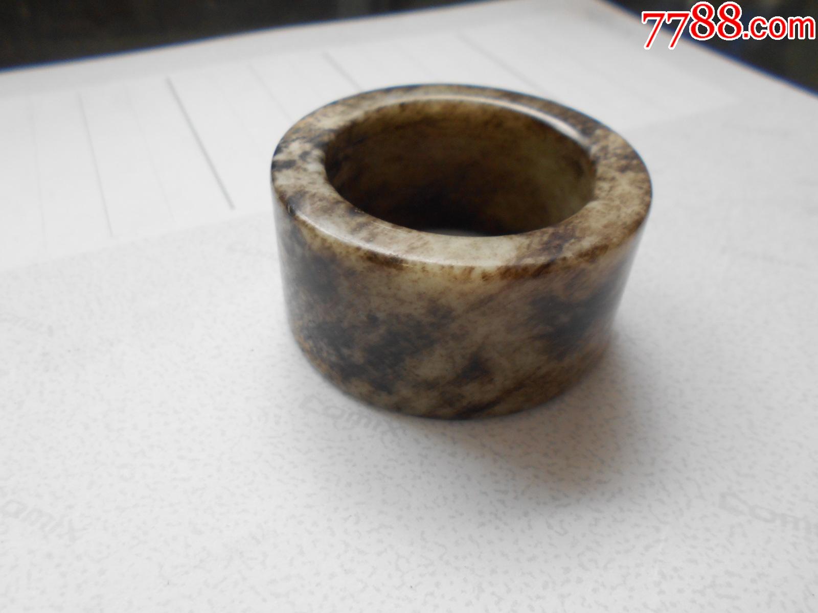 箍形玉器直径54高27厘米