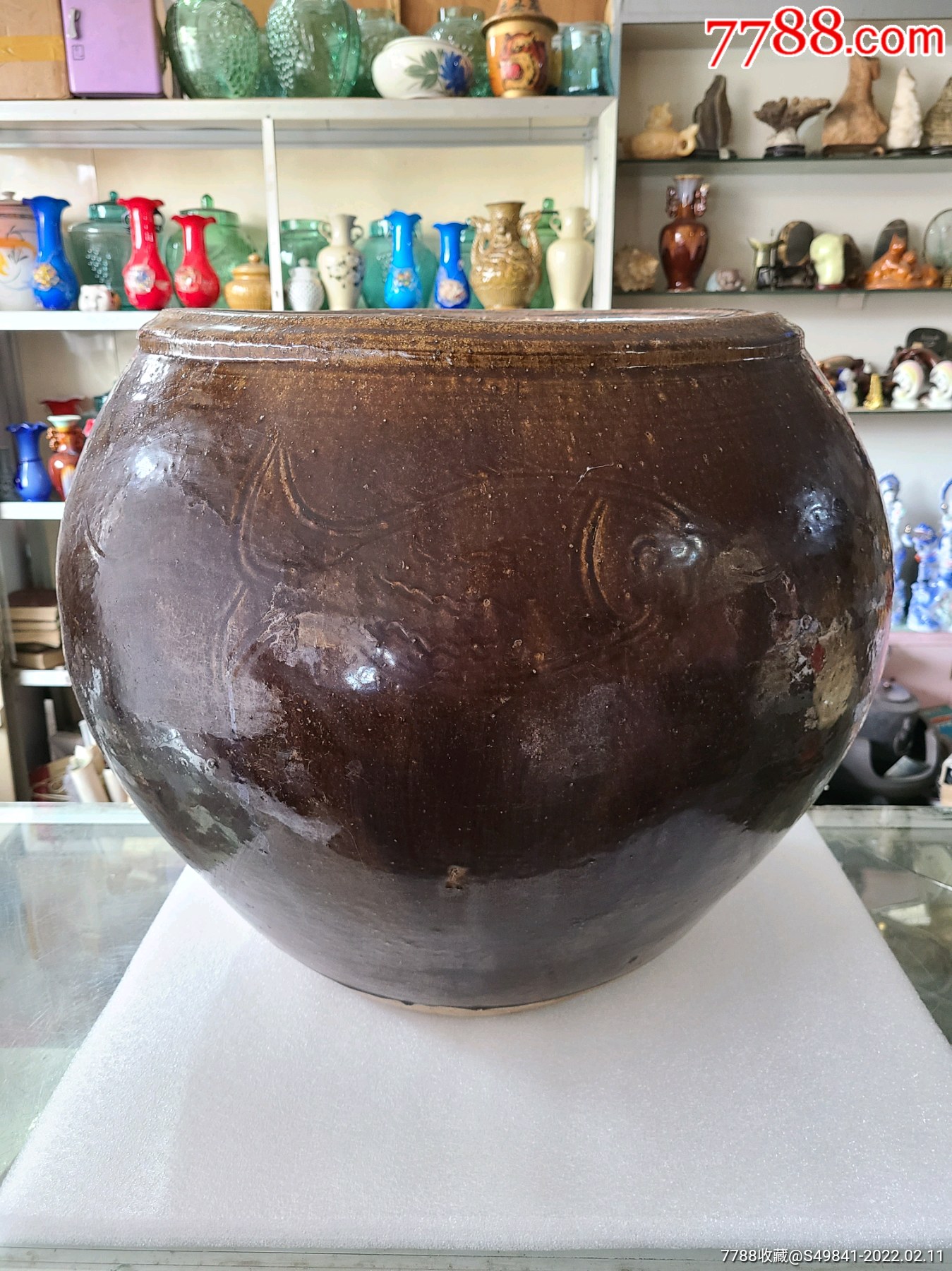 朝鲜百年圆肚型老陶瓷缸雕刻鱼图案_其他陶器_图片欣赏_收藏价格_7788