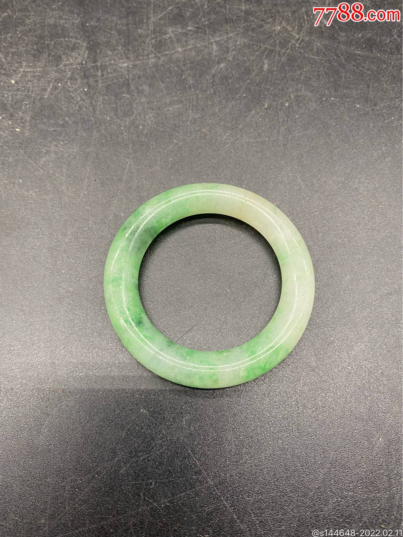 老的翡翠袈裟环