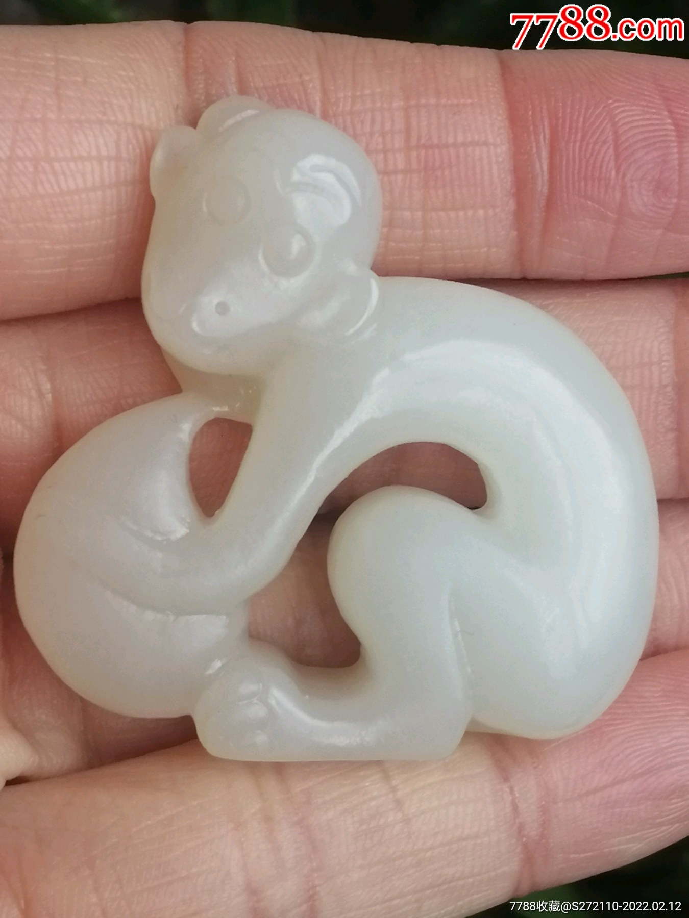 和田白玉灵猴献瑞