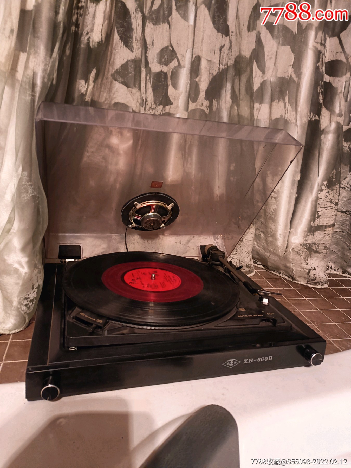 星河牌电唱机运转正常声音洪亮