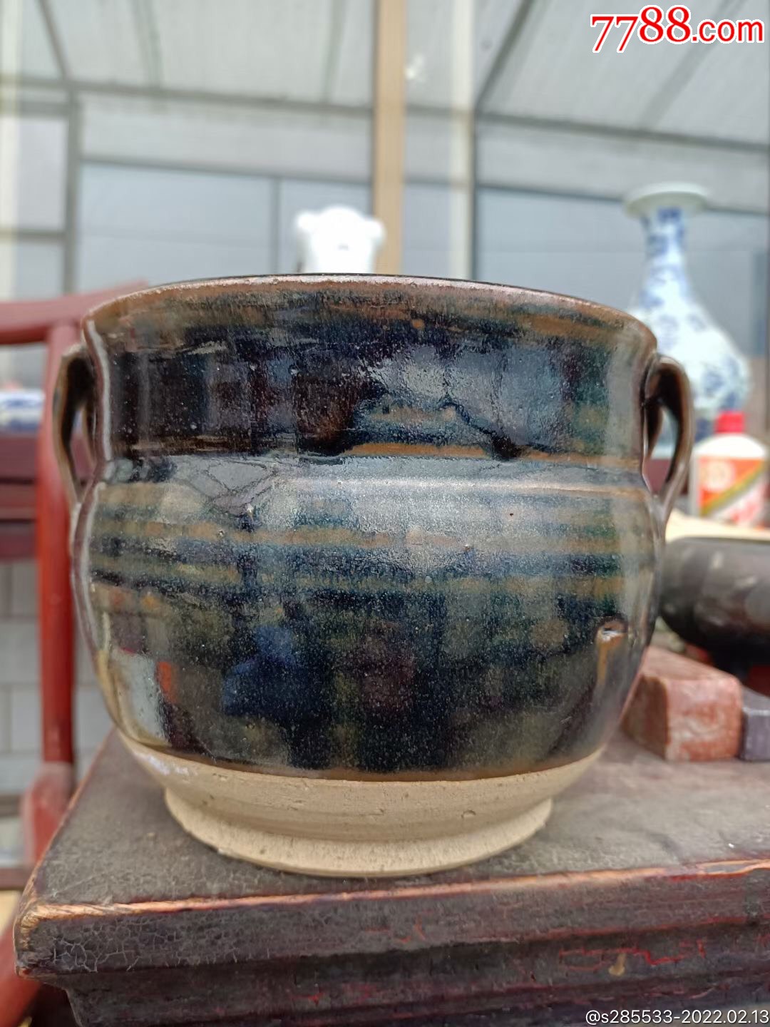 元代白沙胎乌金釉花盆