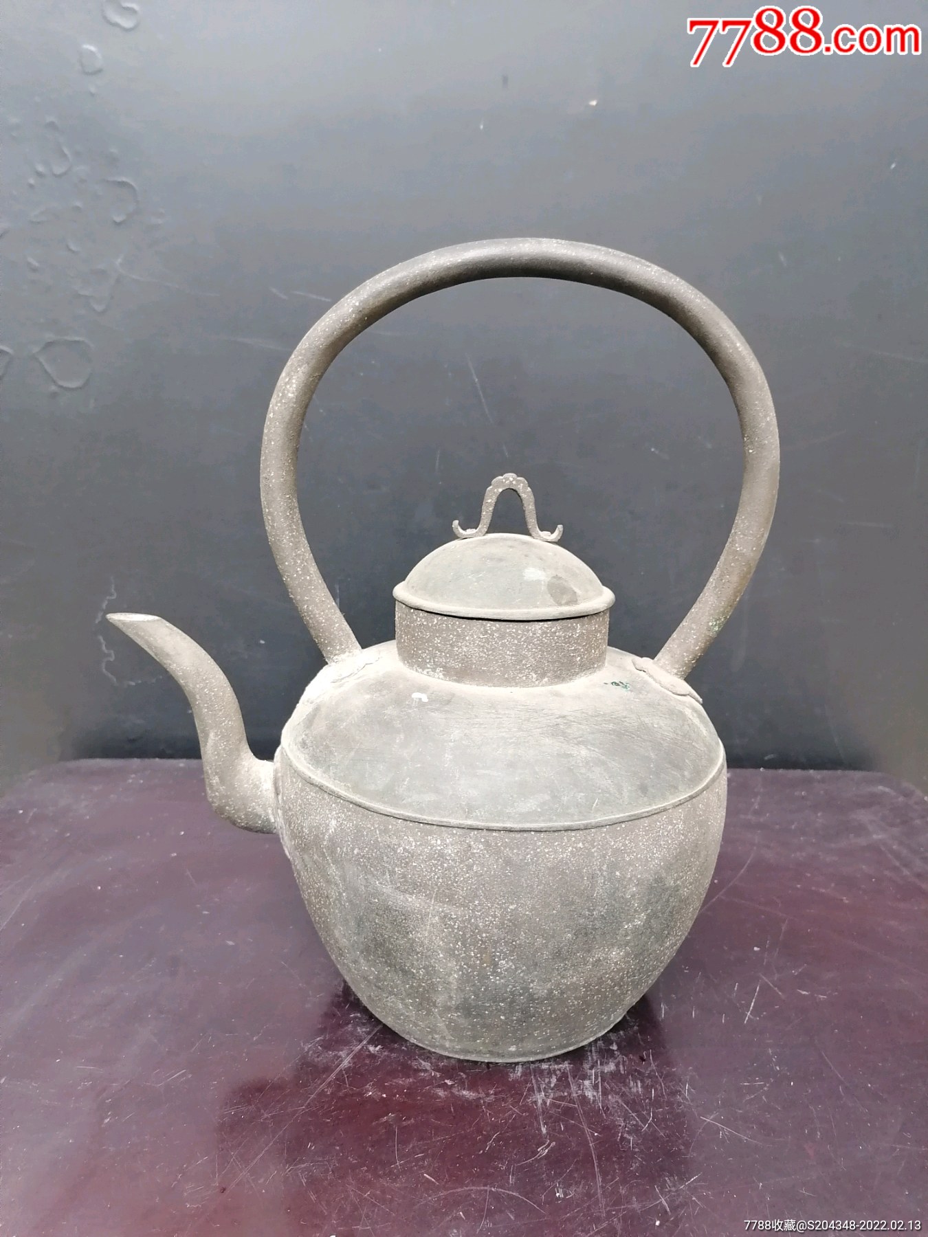 清代精美铜质提梁壶