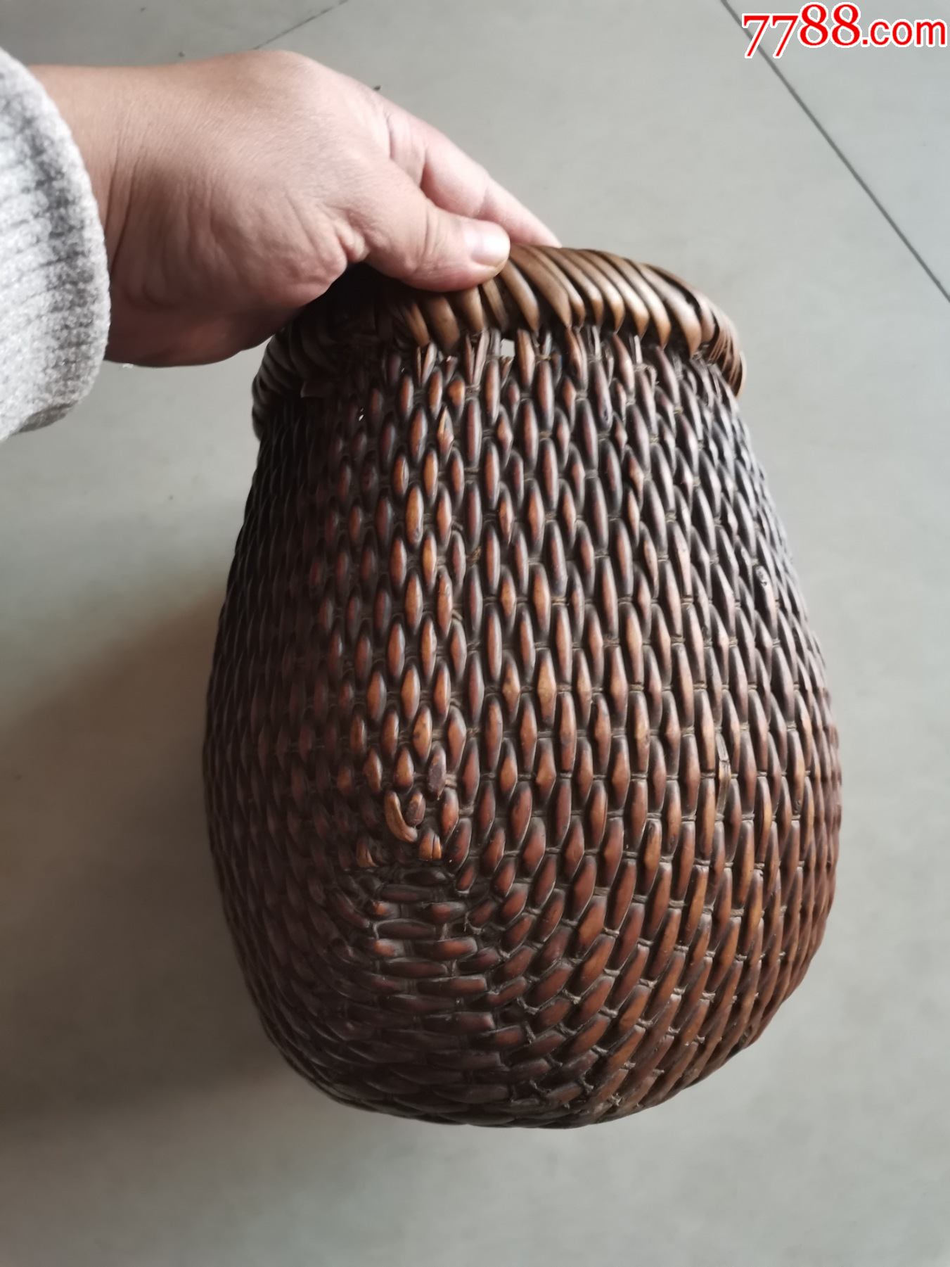 录入举报打假:0次进行点评点评:0浏览量:备注:简介:编织篮/篓,柳编