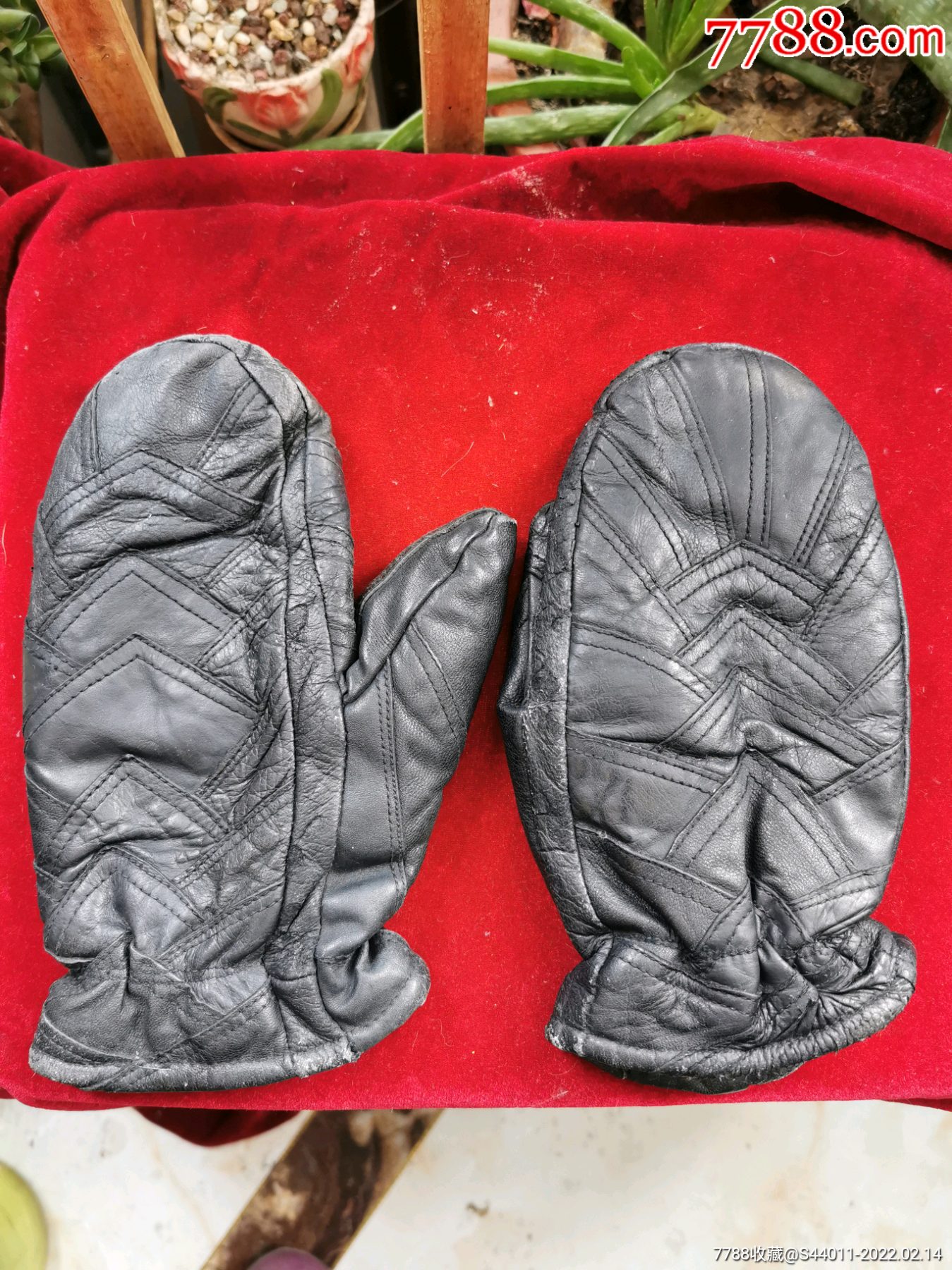 八十年代皮手闷子皮手套怀旧老物件