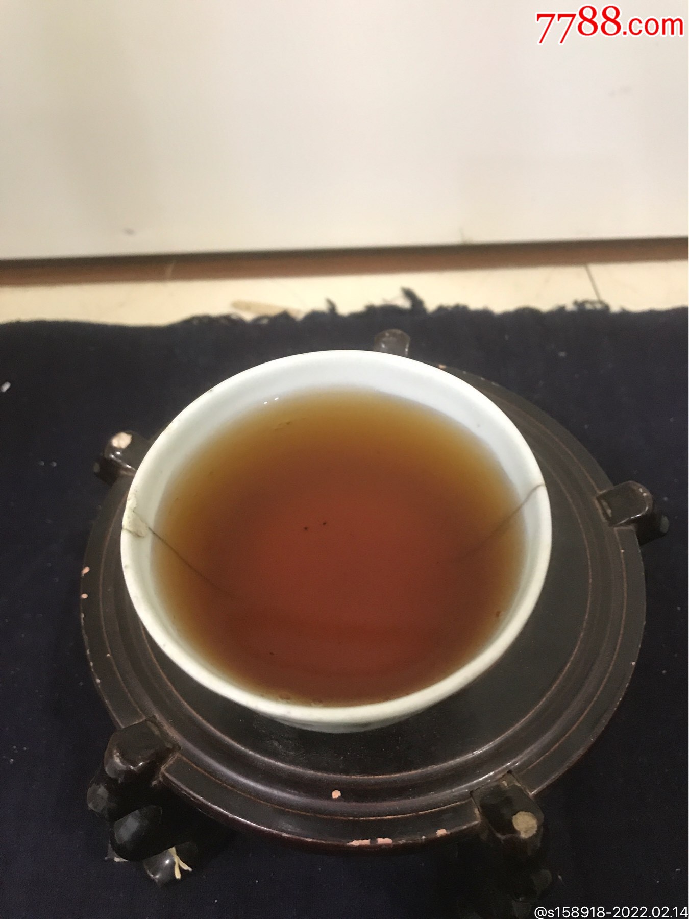 民国名家余达生桃花仕女纹特大压手杯