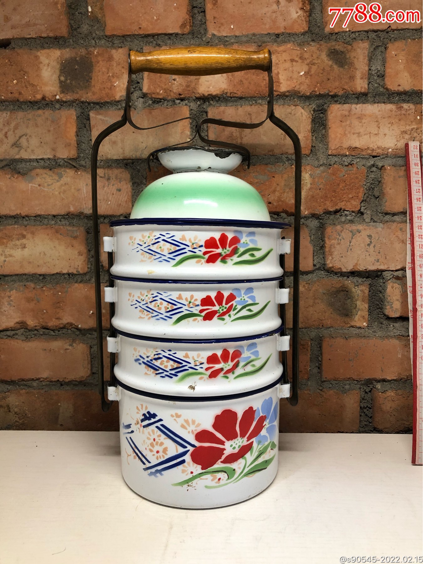 六七十年代铁制多层饭盒