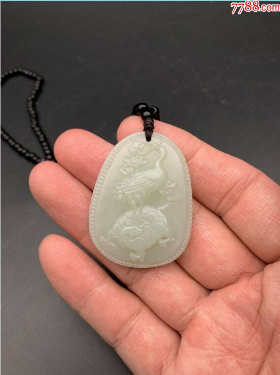 独占鳌头玉挂件一个和田玉重20克左右