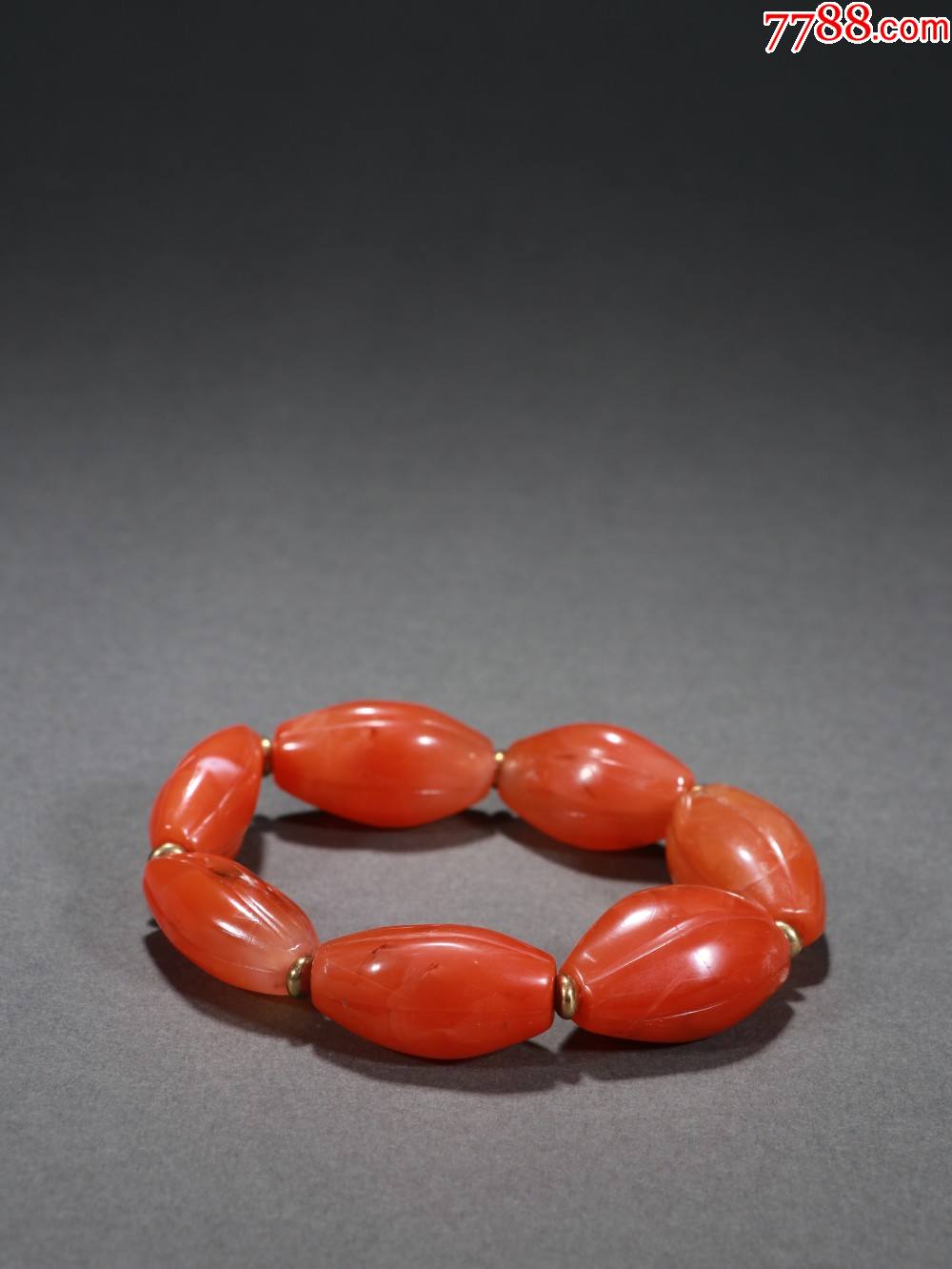 南红瓜棱珠手串
