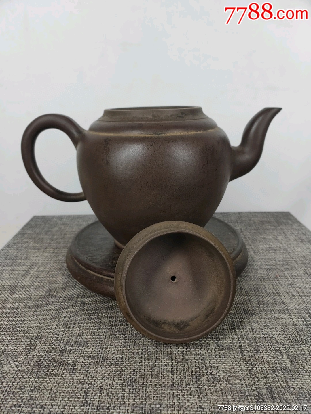 民间收到民藏陈仲美制底款老紫砂壶一把保存完整收藏的佳品