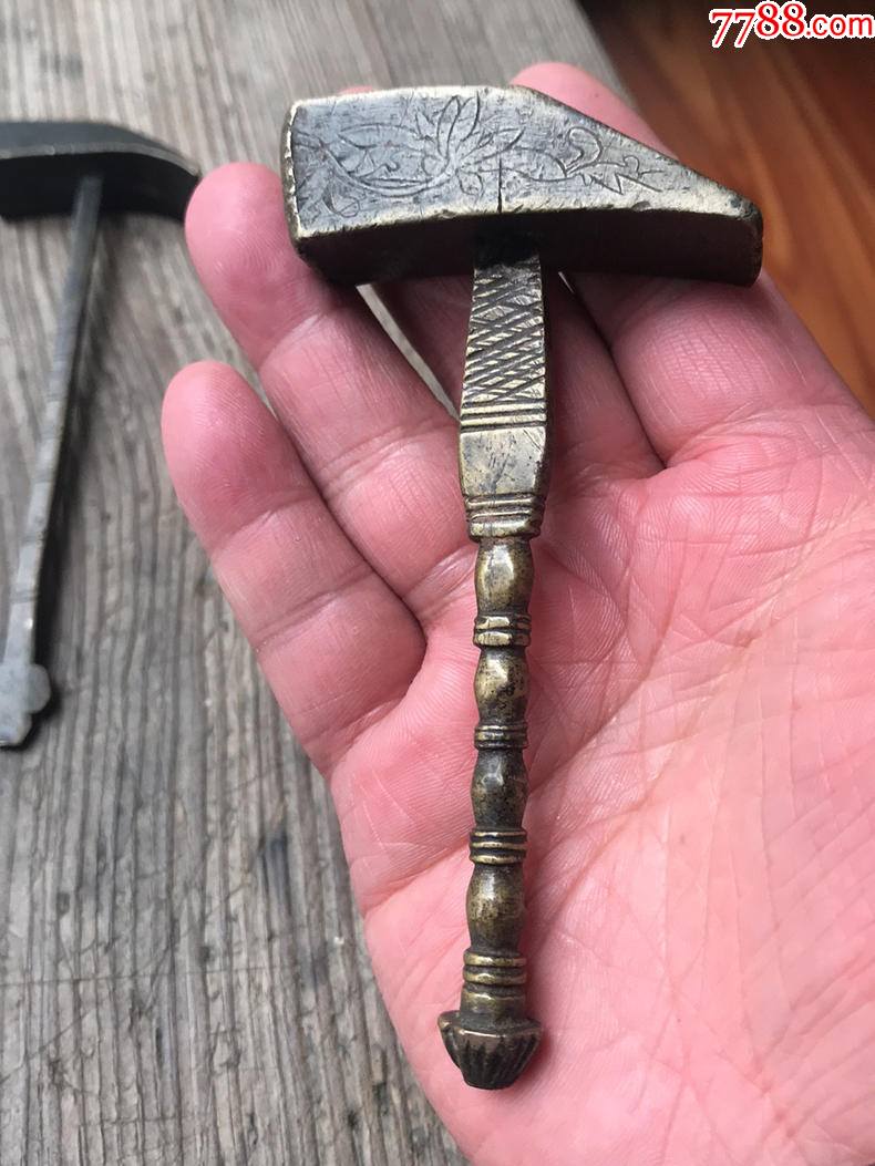 民国刻花铜锤铜器