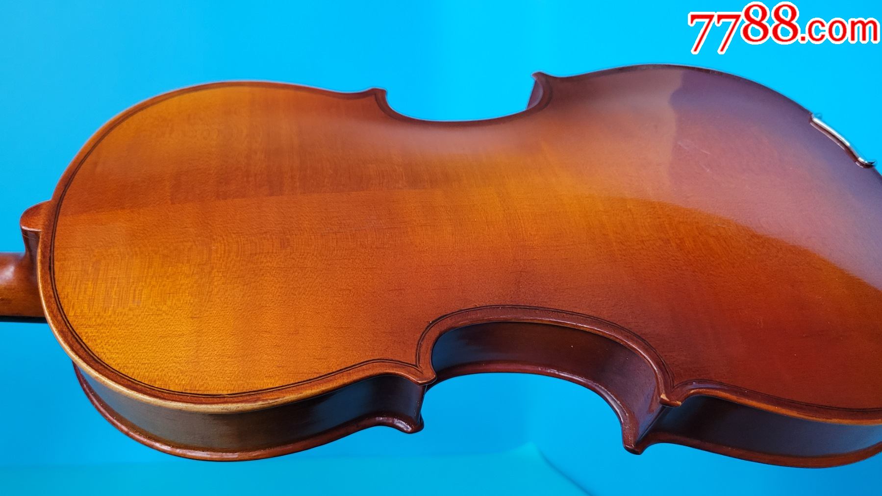 广州长征提琴厂天鹅牌44小提琴编号402漆面有光泽70年代老琴