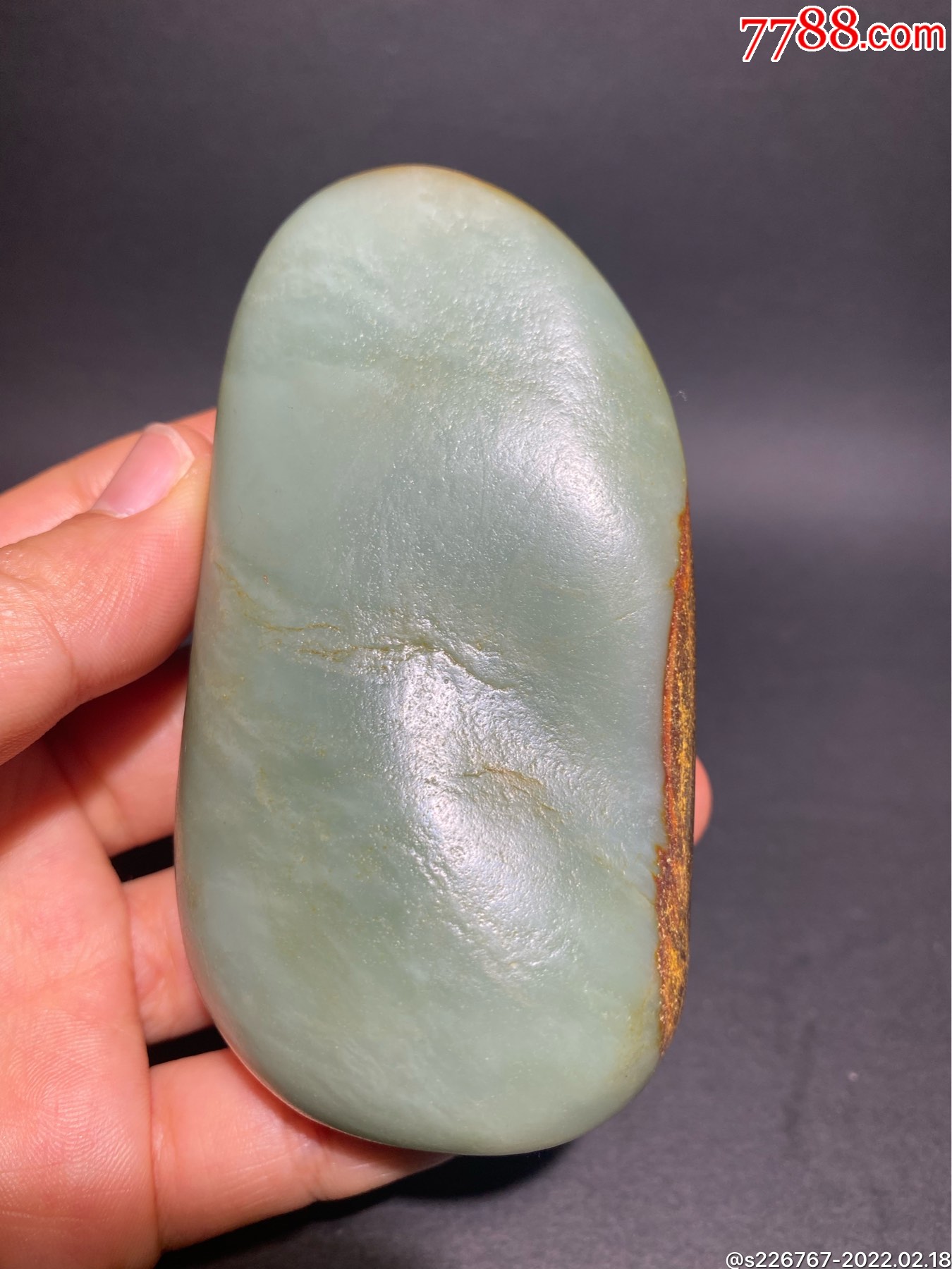 和田玉籽料原石沙枣青籽料原石