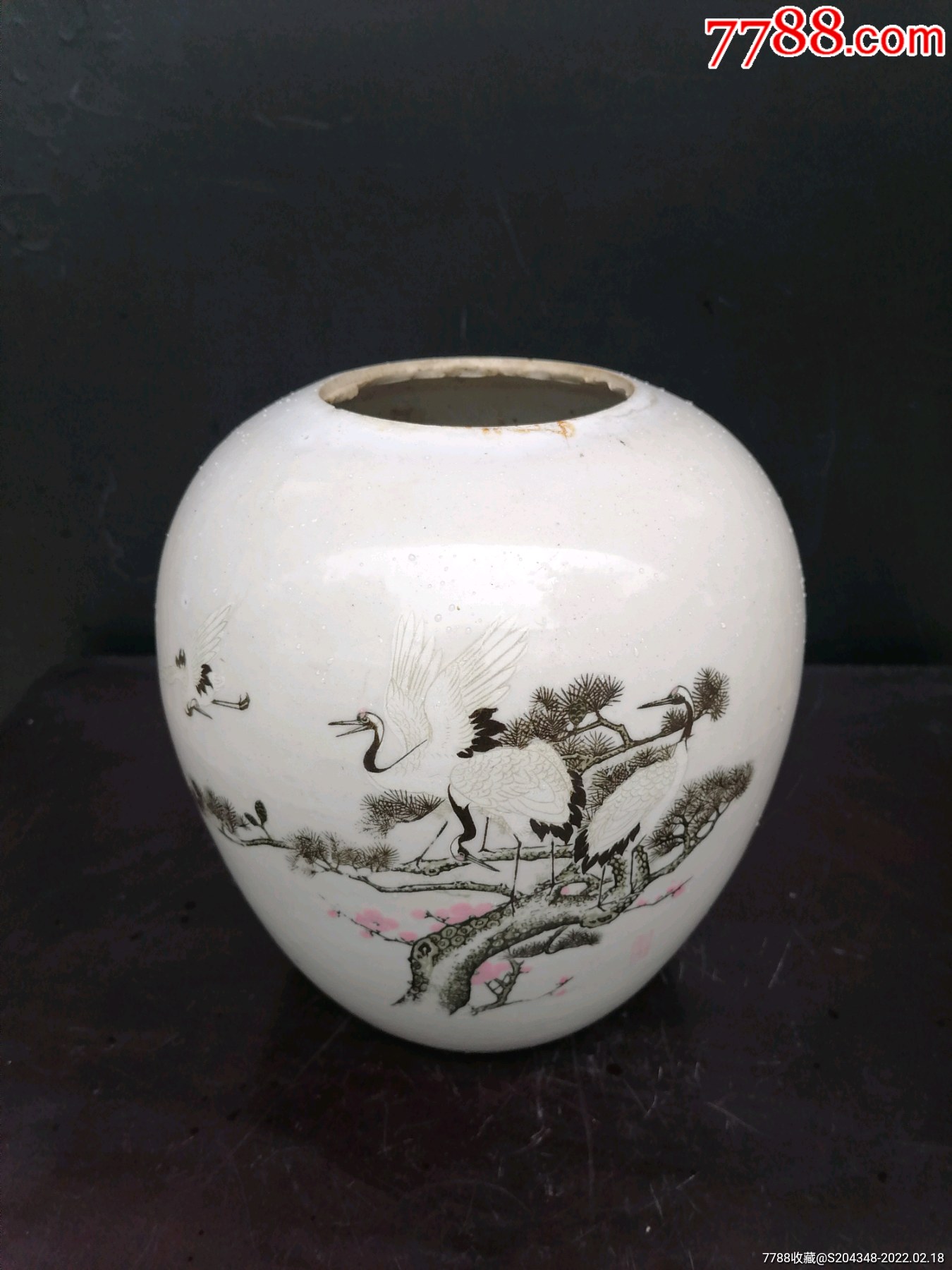 民国粉彩松鹤延年罐