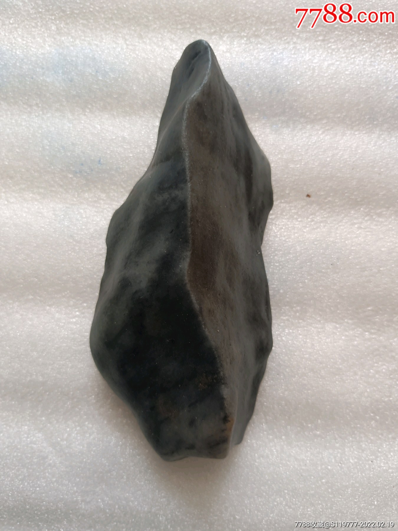 墨玉青花籽料把件