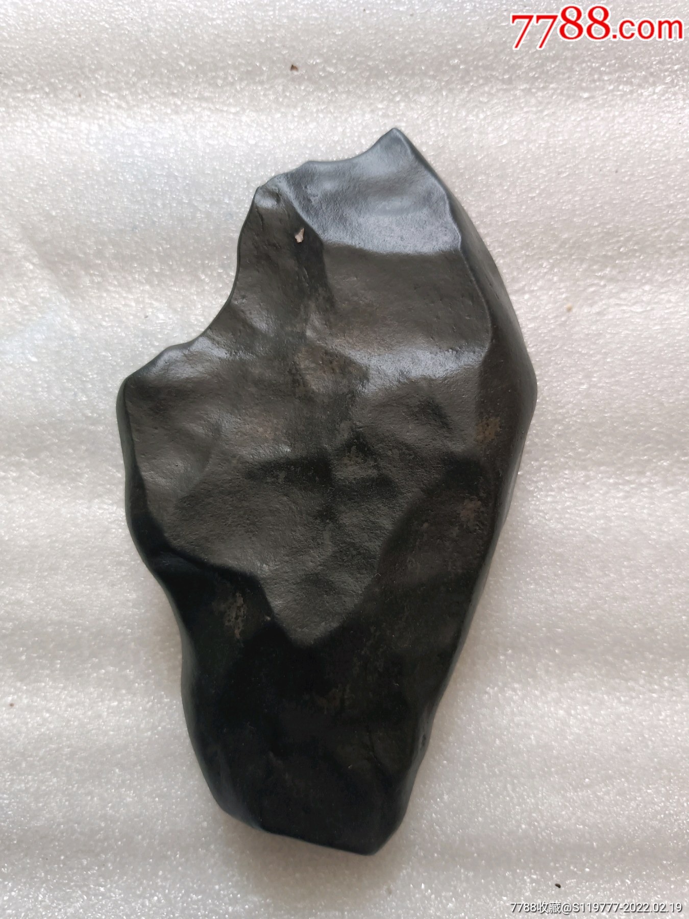 墨玉青花籽料把件