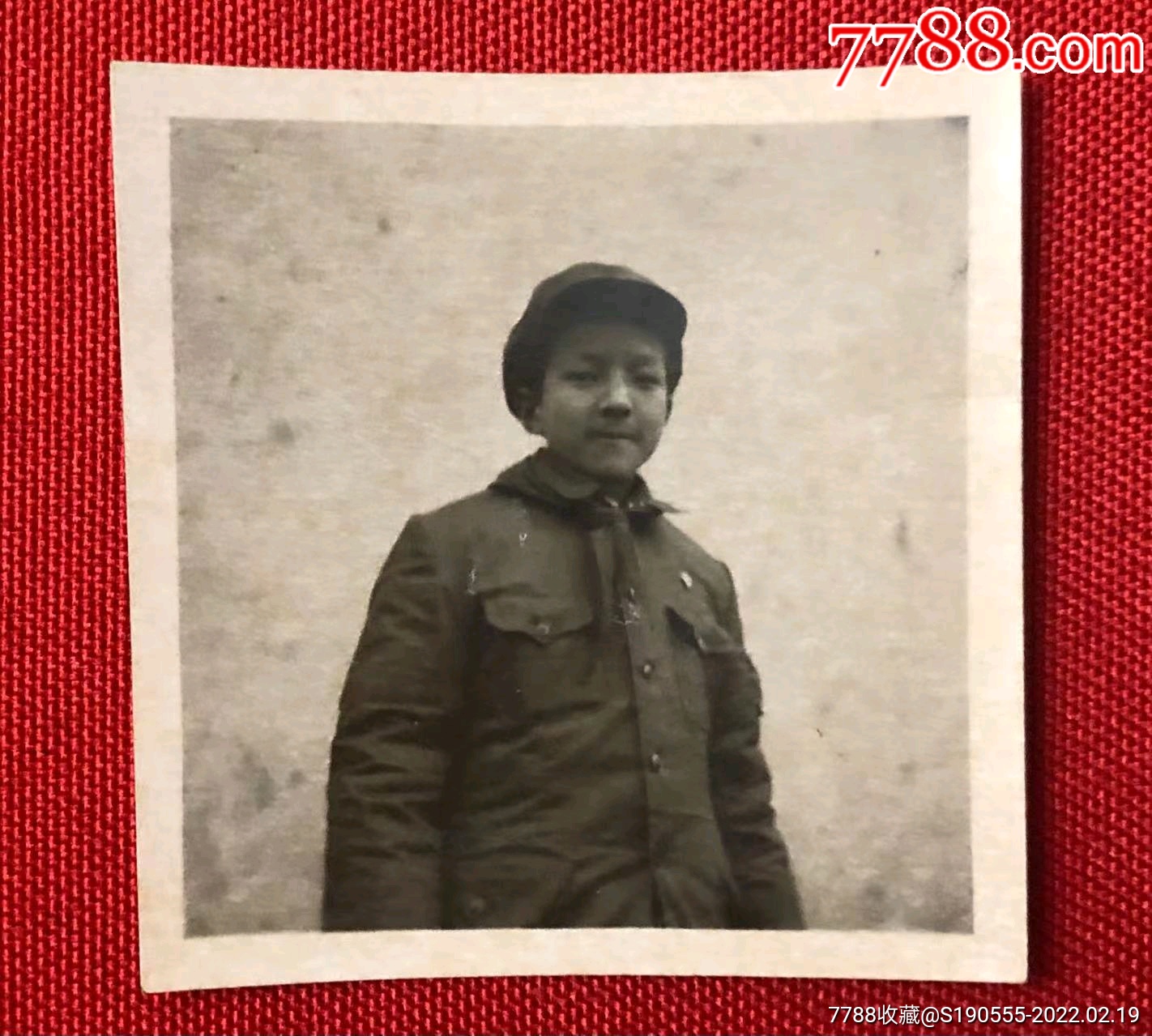 解放初期戴红领巾的童子军老照片一枚