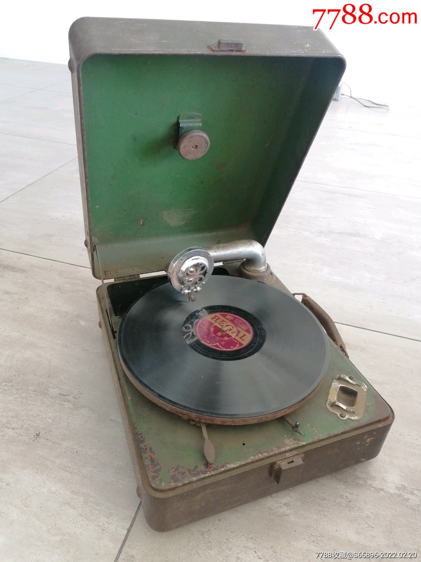 老留声机