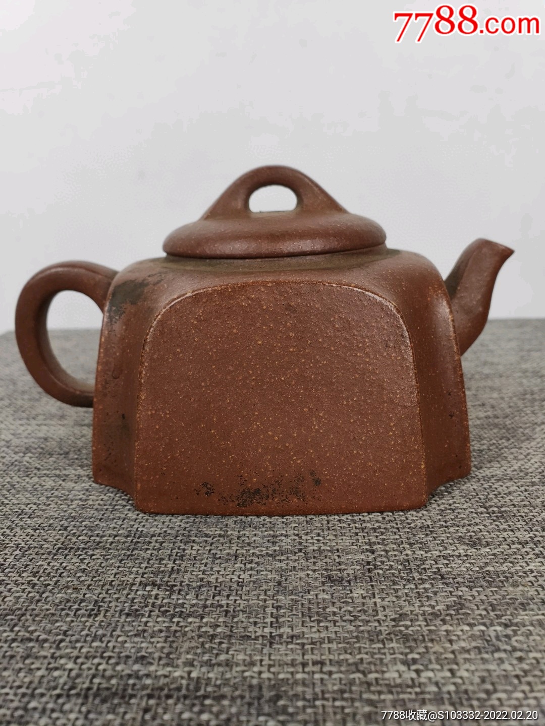 民间收到民藏李仲芳制刻字底款老紫砂壶一把包浆醇厚保存完整十分难得
