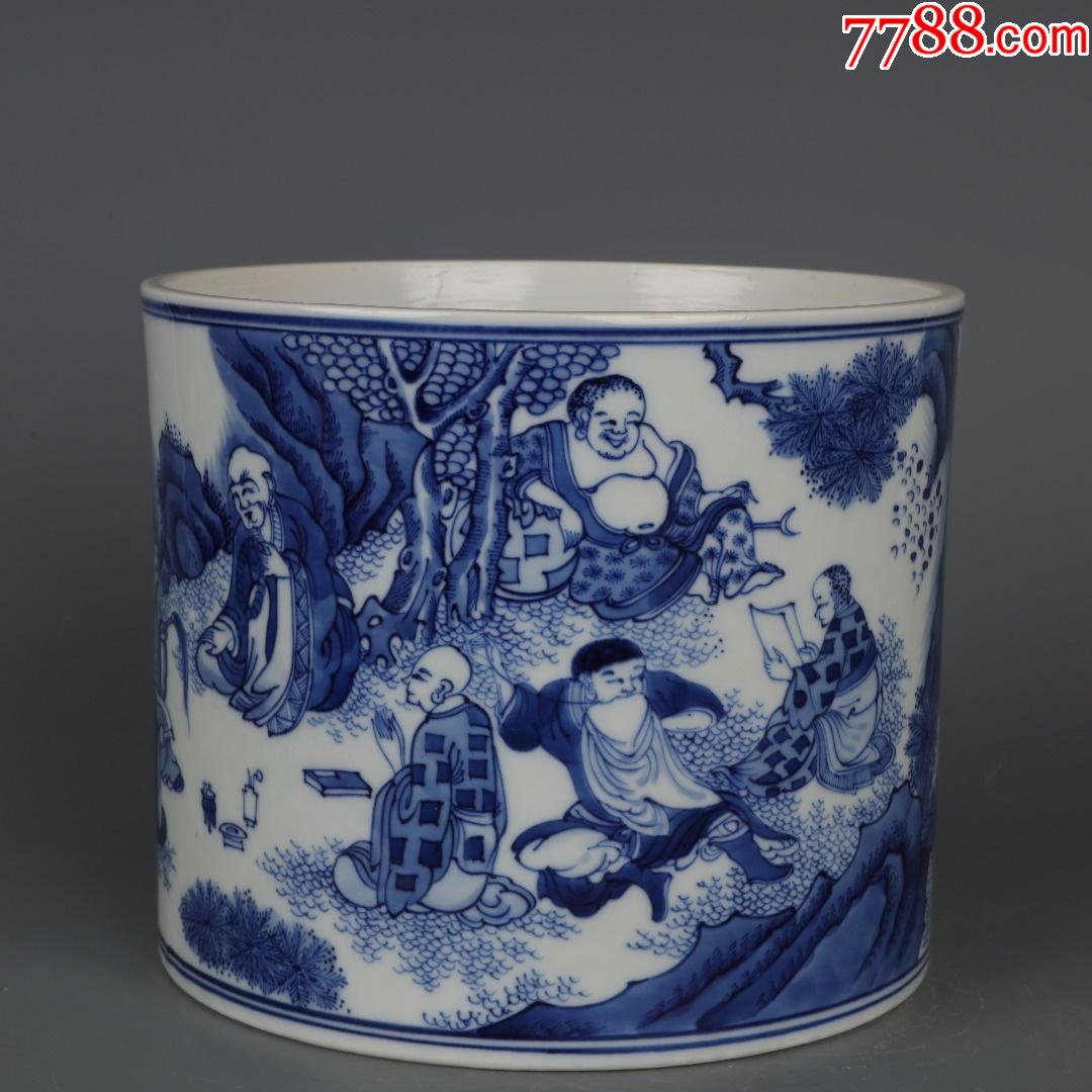 明宣德青花罗汉笔筒