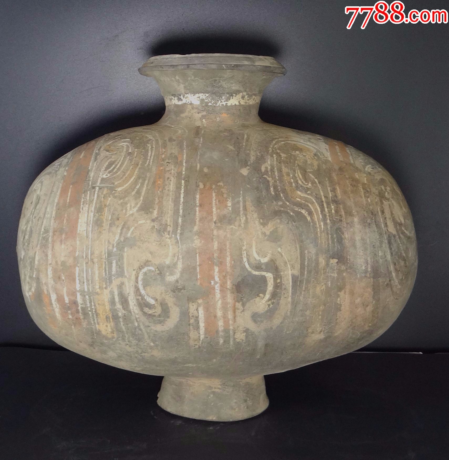 110汉代茧式茧型彩绘壶民间也有说是地听古代用于事