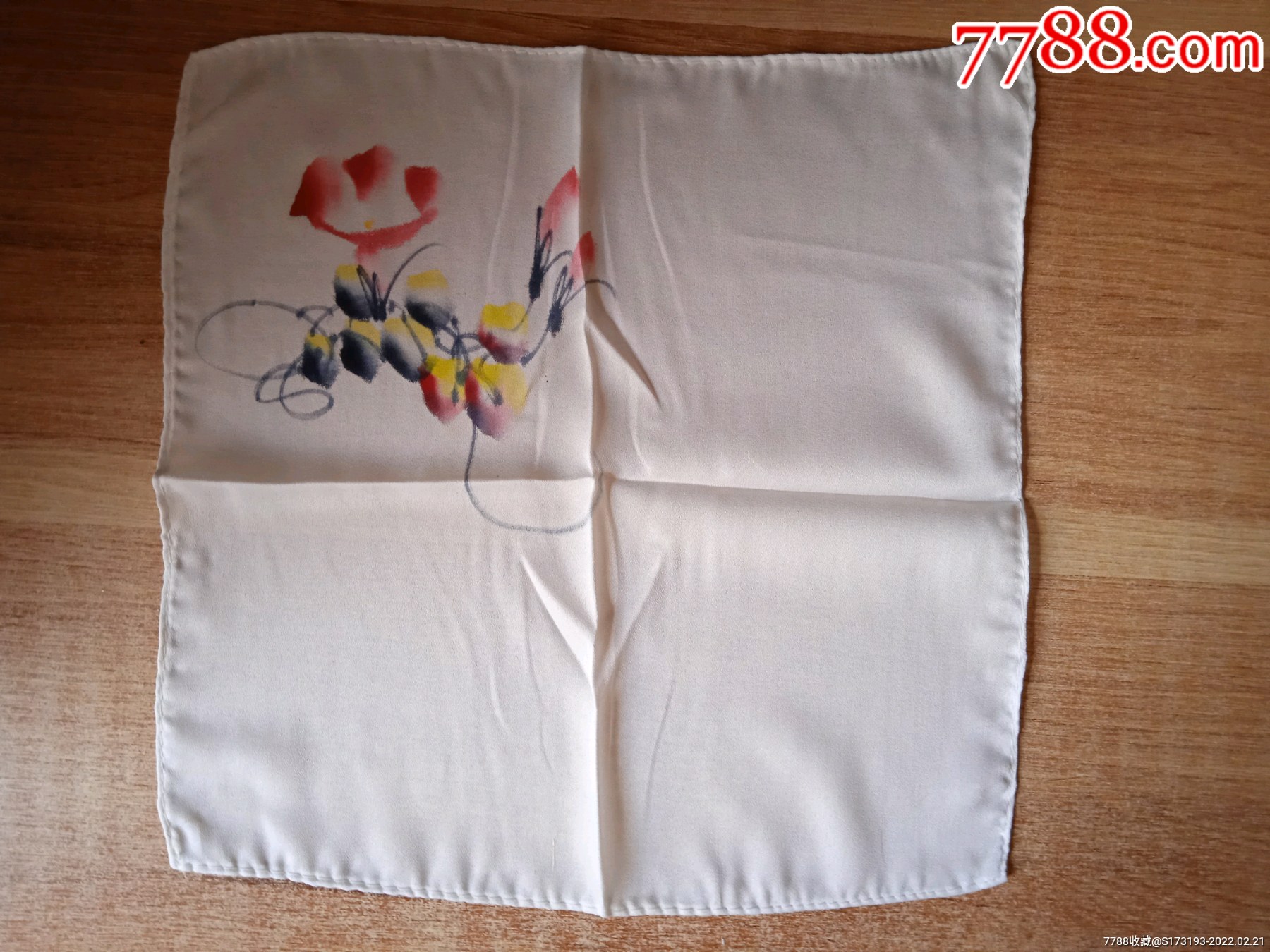 90年代丝绸手绘手帕一条全新未使用包装有折痕小污渍详见图