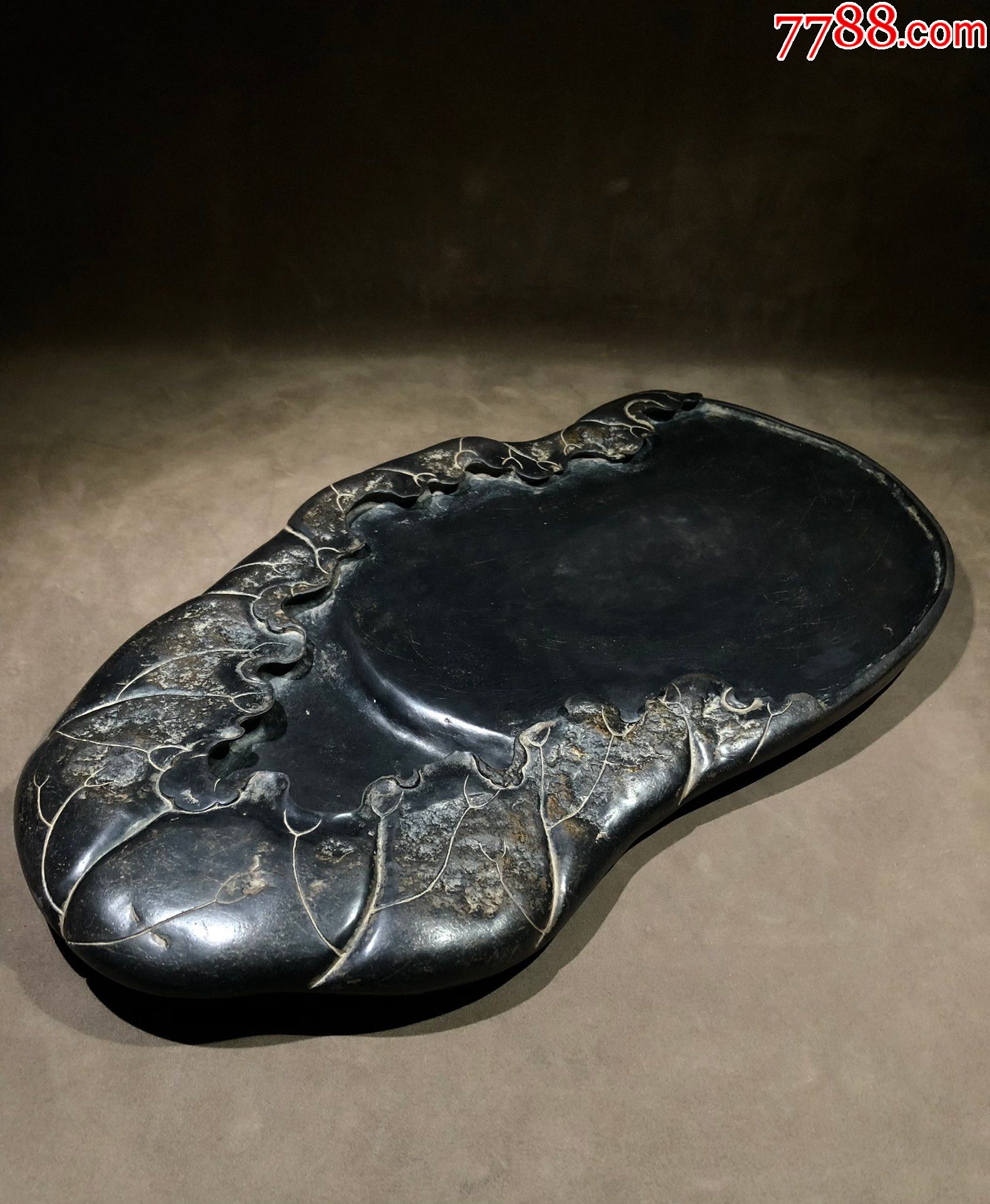 名家陈官俊荷叶端砚