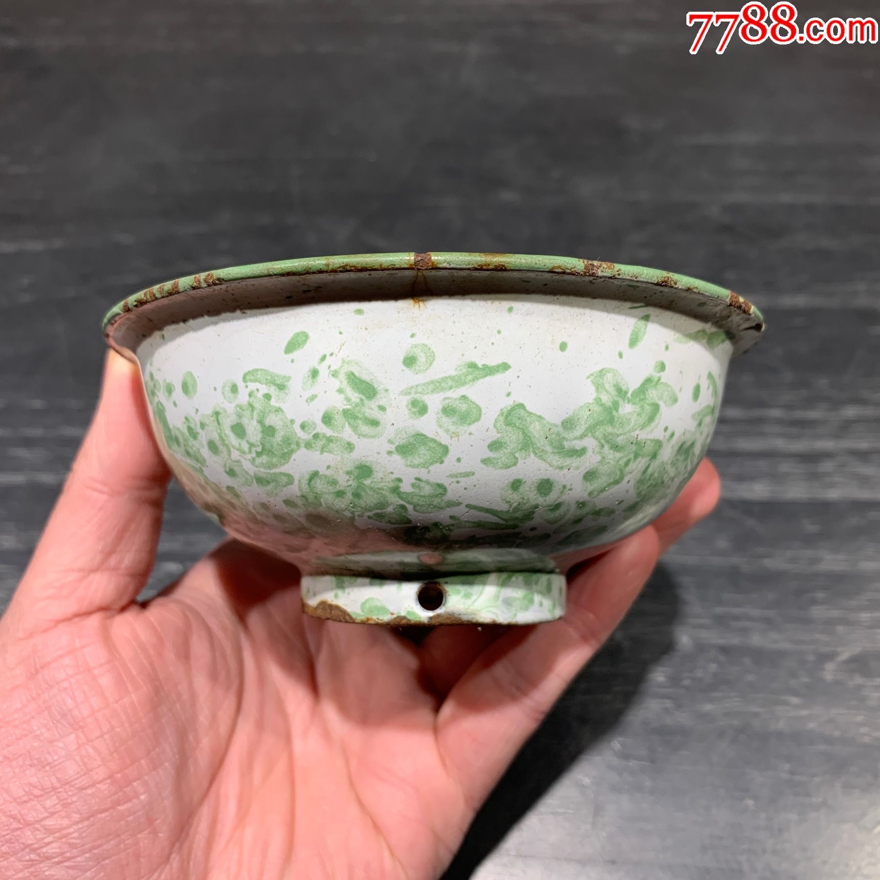 抗战时期搪瓷军碗