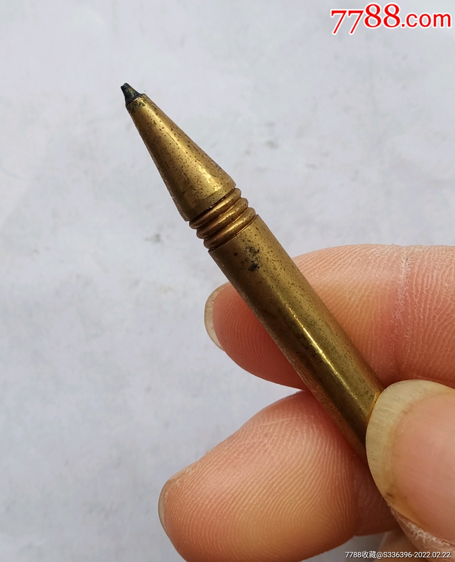 0次进行点评点评:0浏览量:备注:全铜的圆珠笔,没有笔套,年代应该不会