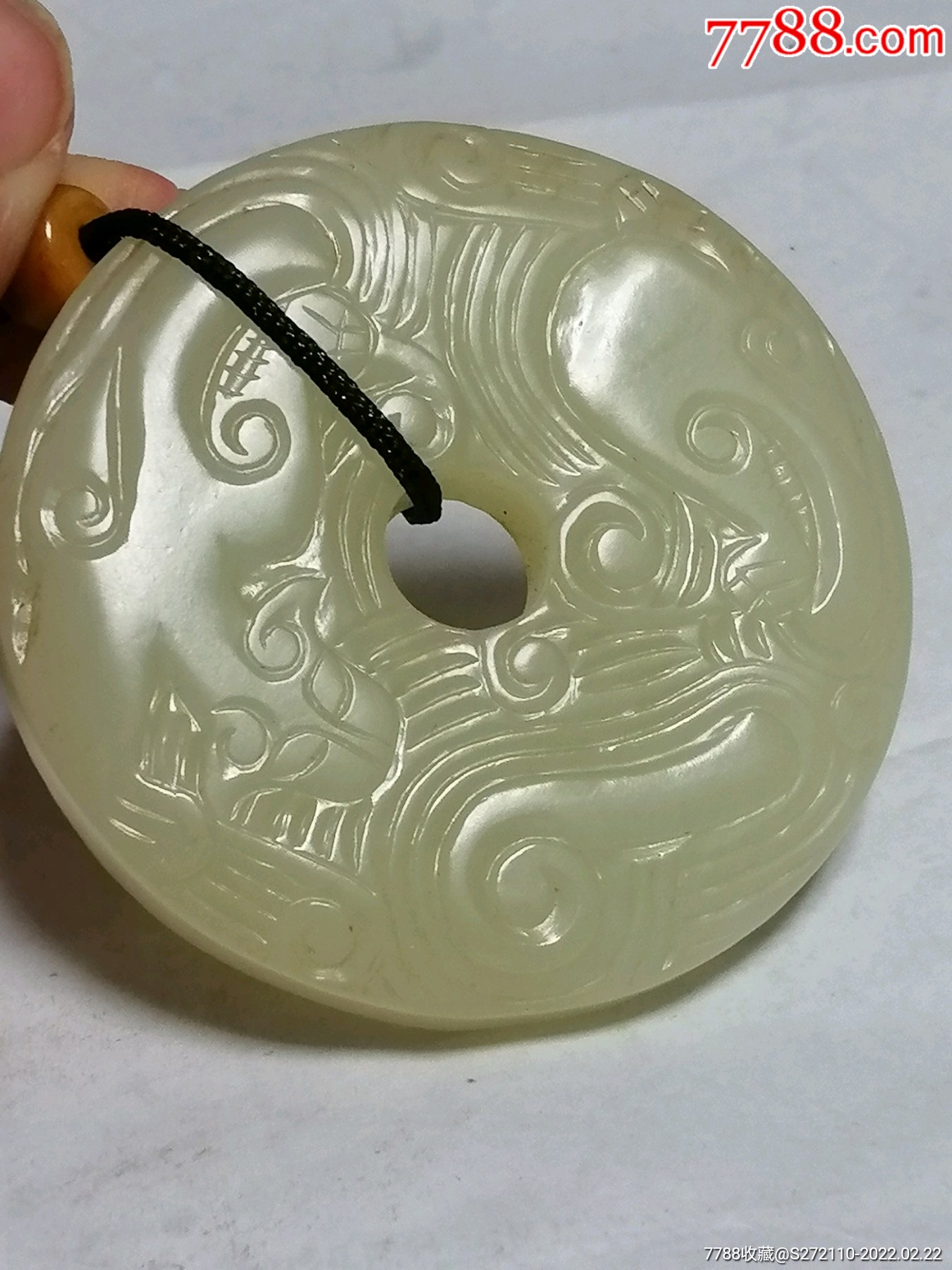 老和田玉螭龙谷纹玉壁