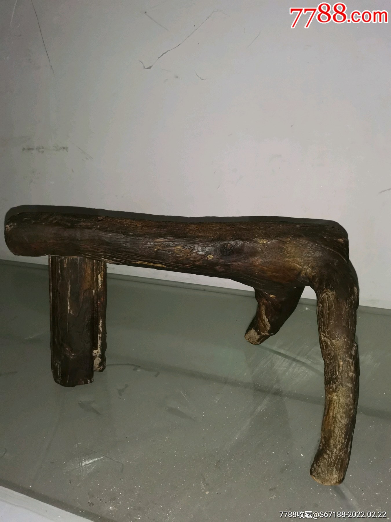 清代树根小马凳