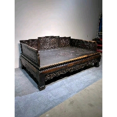 清代櫸木嵌金絲楠木拔步床櫸木邊框雕花板為金絲楠木