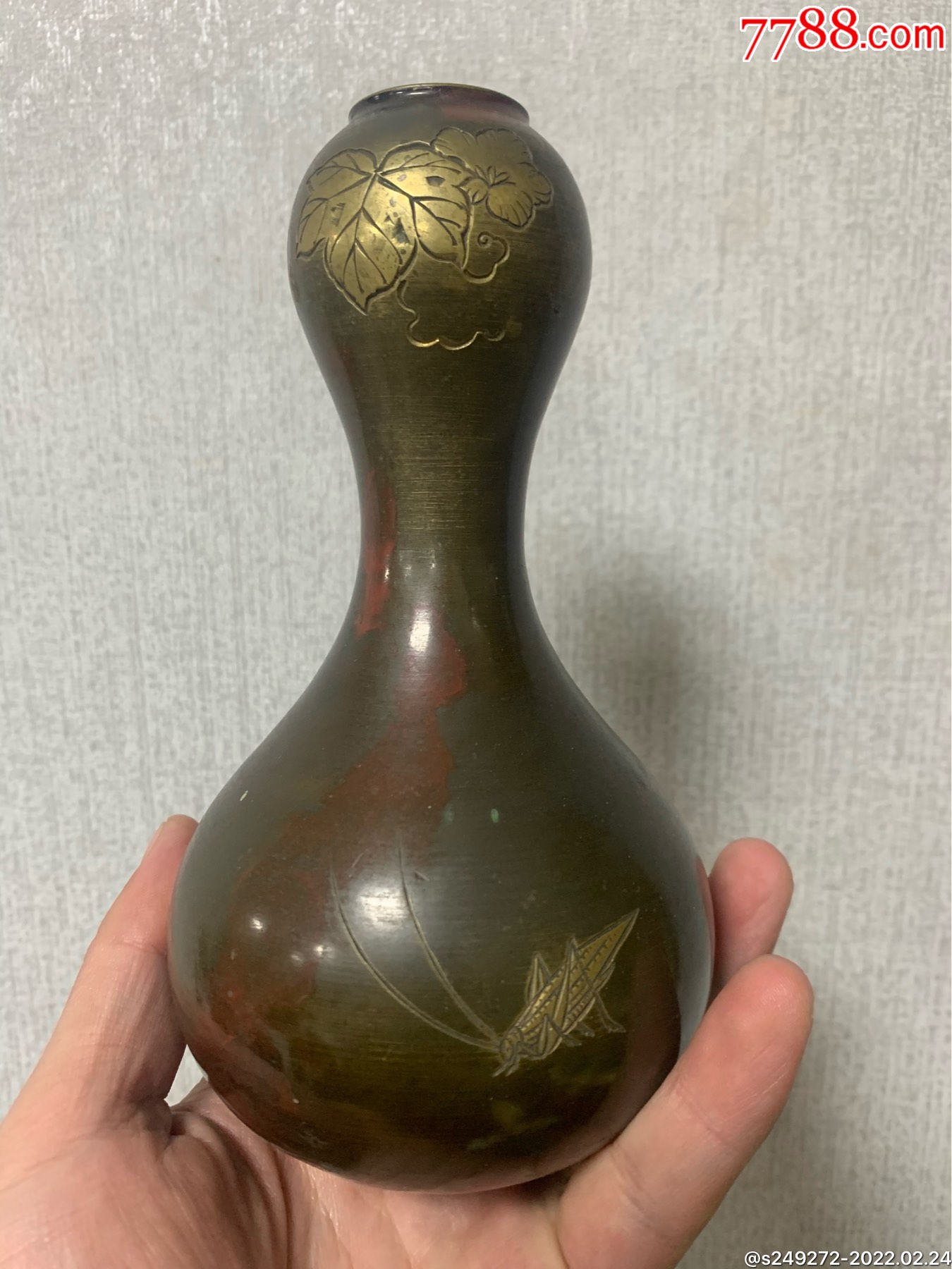 回流清代铜葫芦蝈蝈瓶