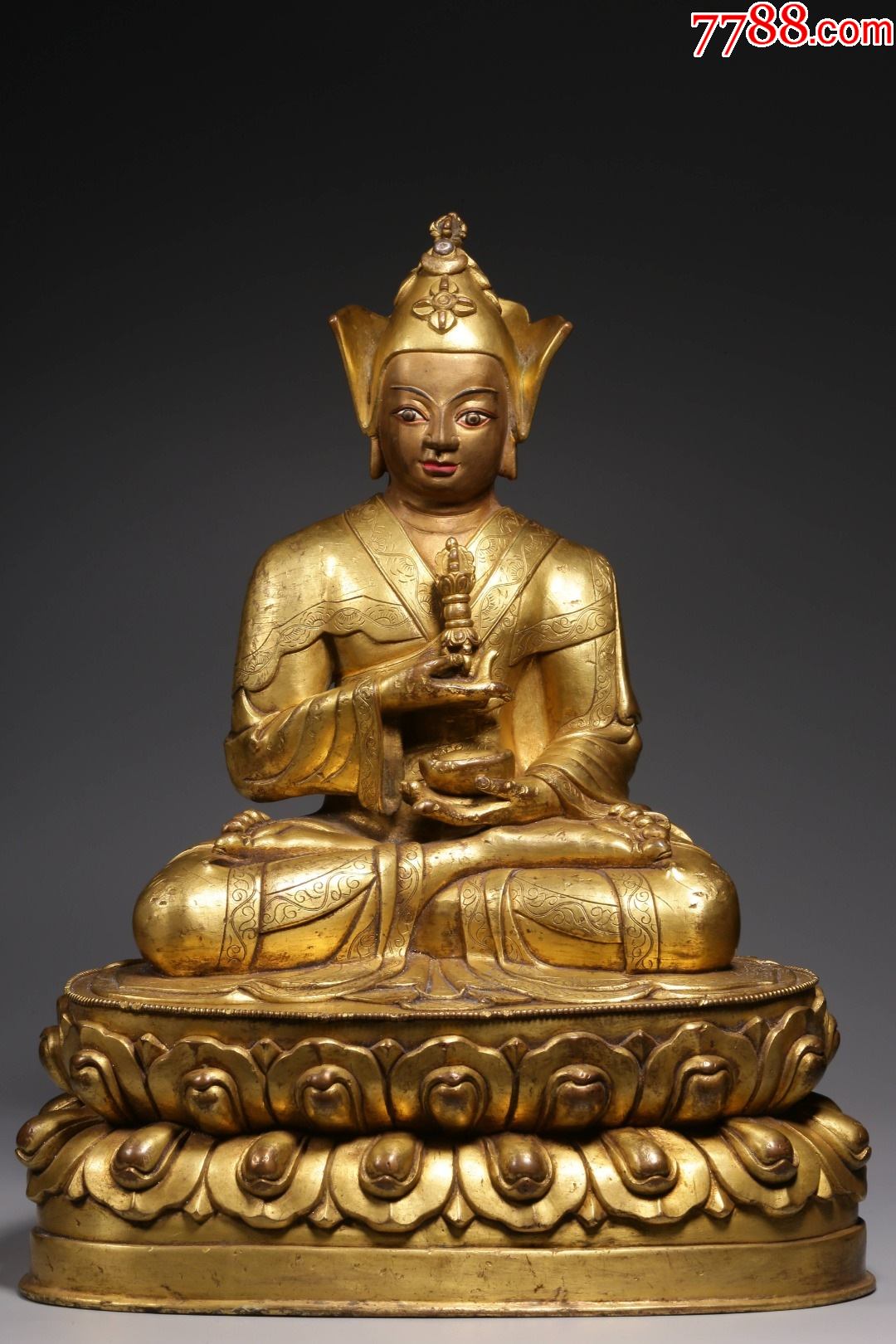 清代铜鎏金莲花生大士坐像