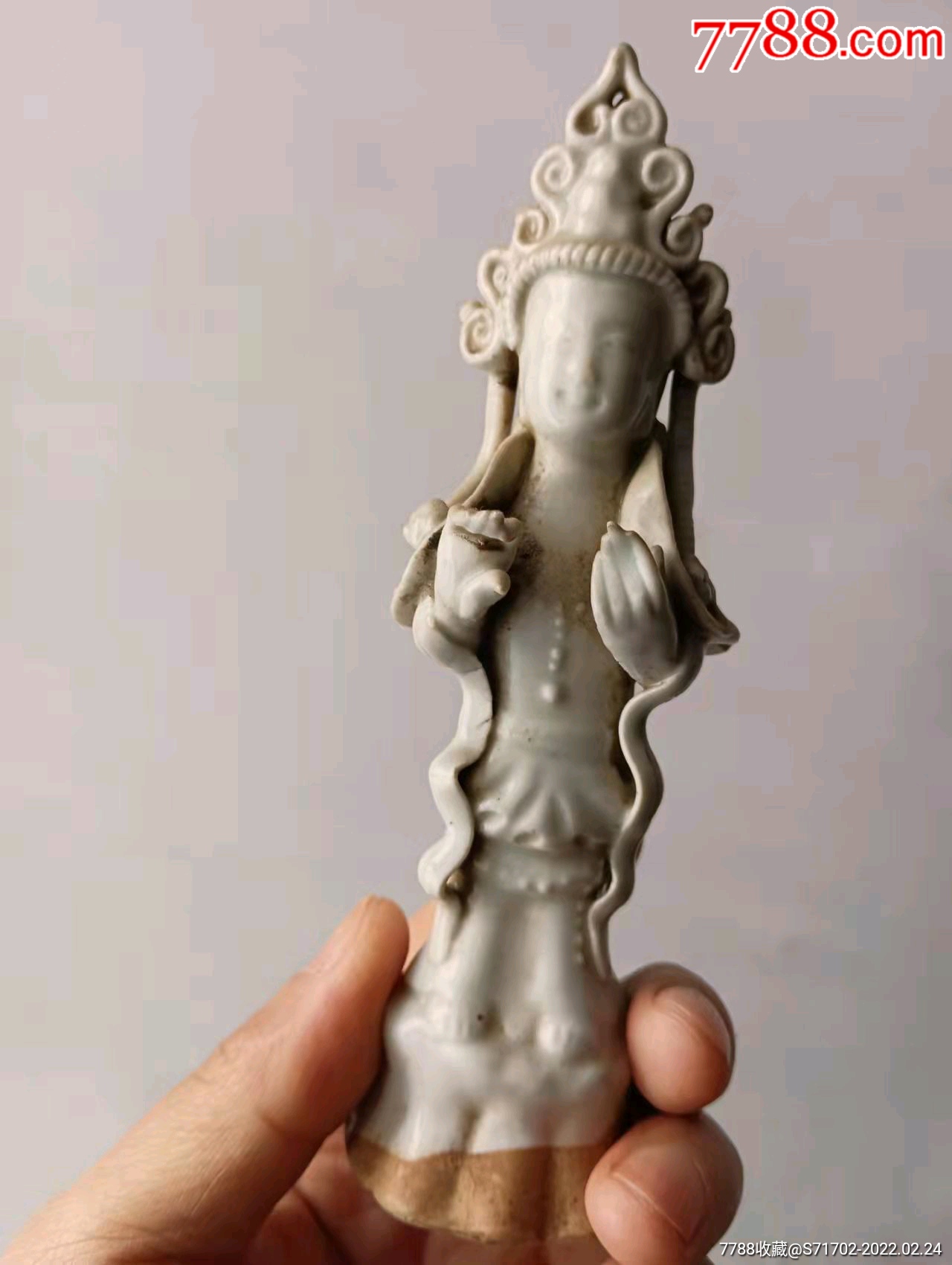 元代青瓷观音造像