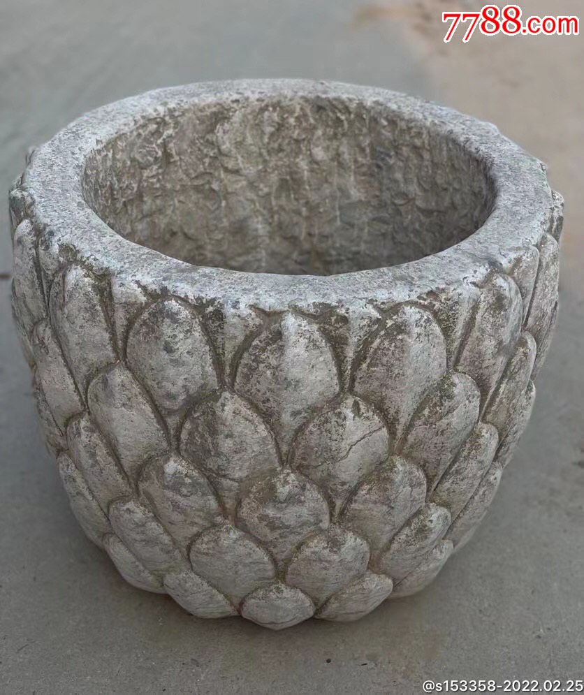 明代青石莲花缸