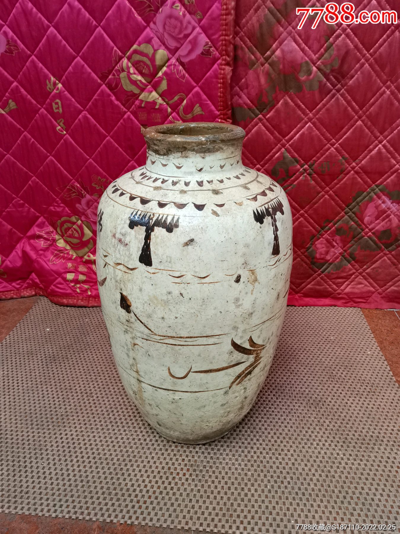 明代磁州窑白釉画人物纹酒缸