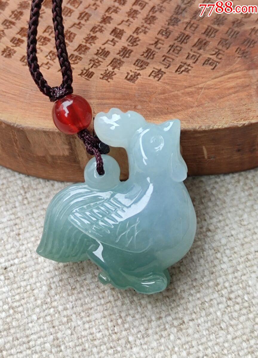 翡翠生肖鸡立体精雕冰润起胶饱满厚装